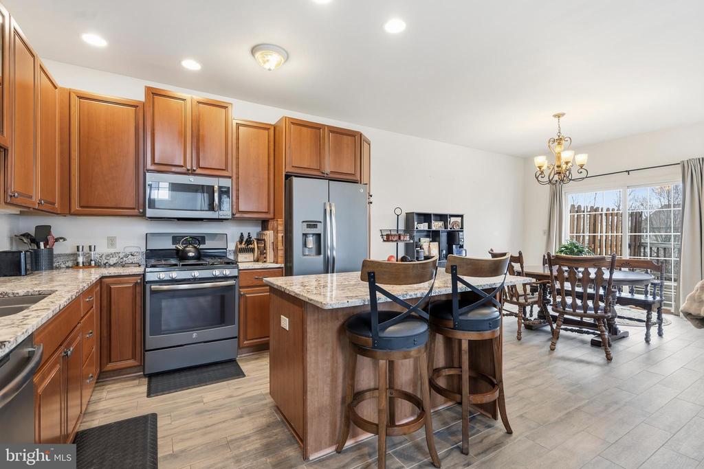 5261 DARTMOUTH DRIVE