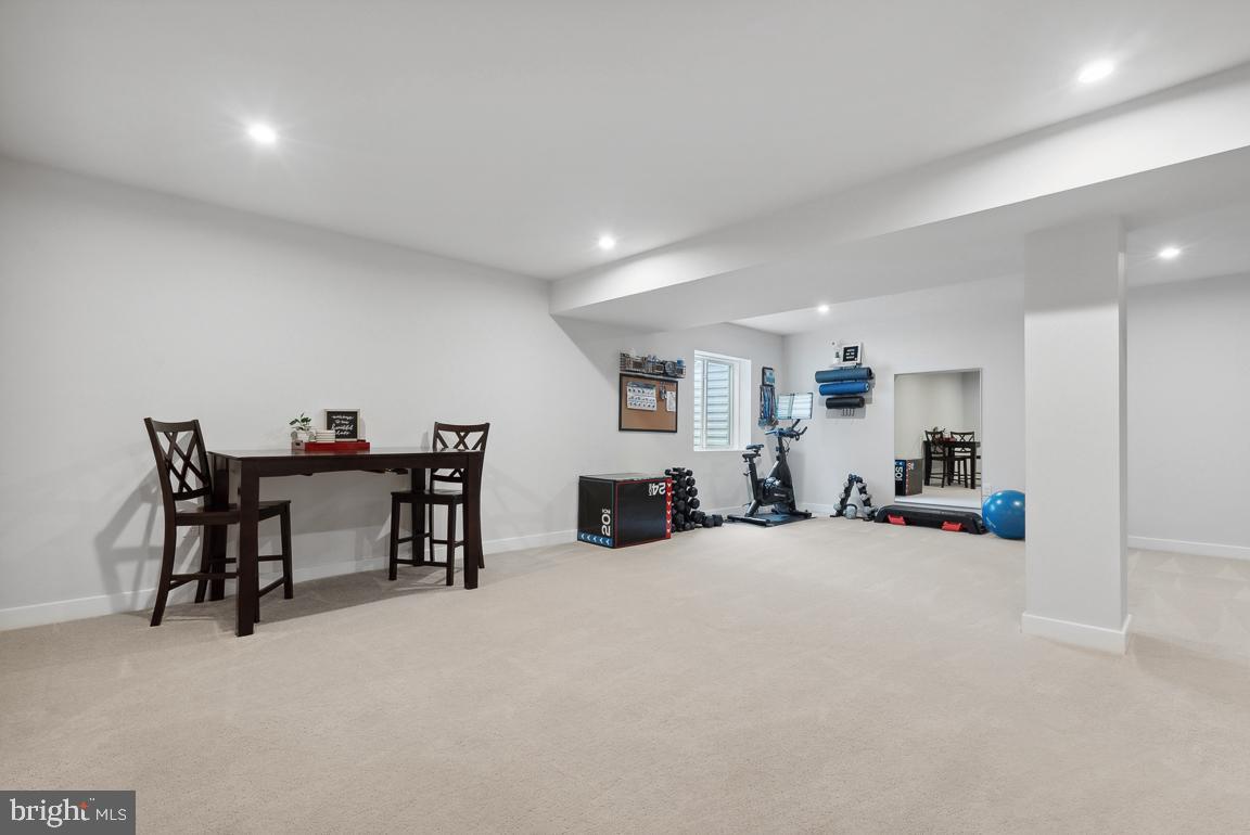 513 Spring Manor Blvd