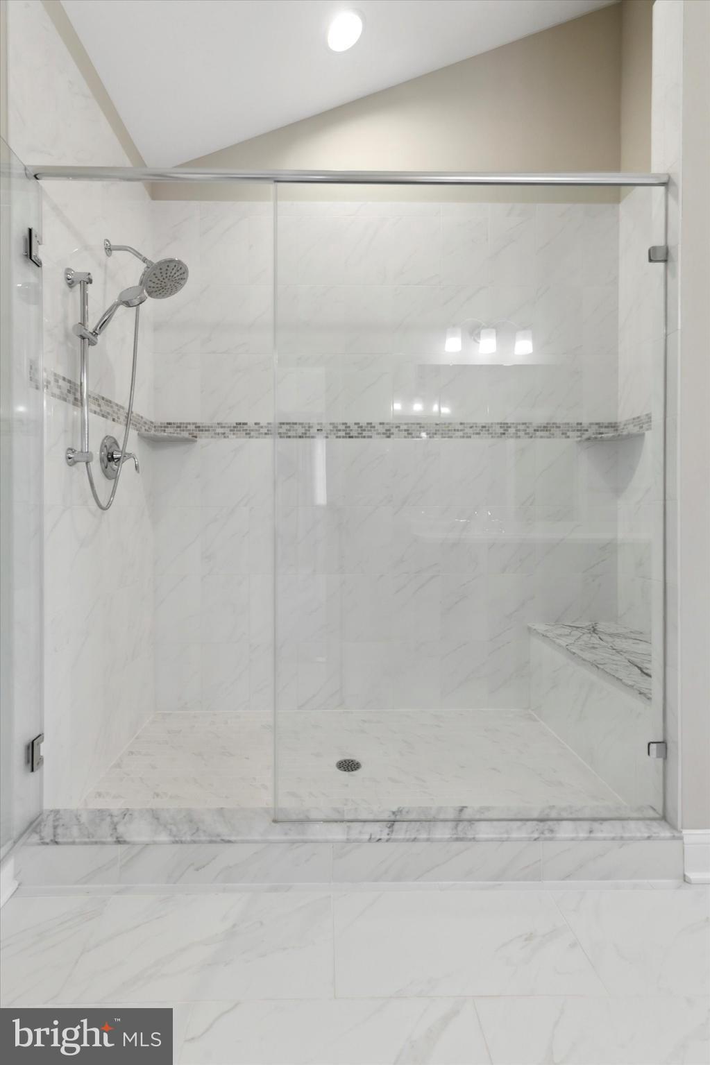 19 White Field Ct