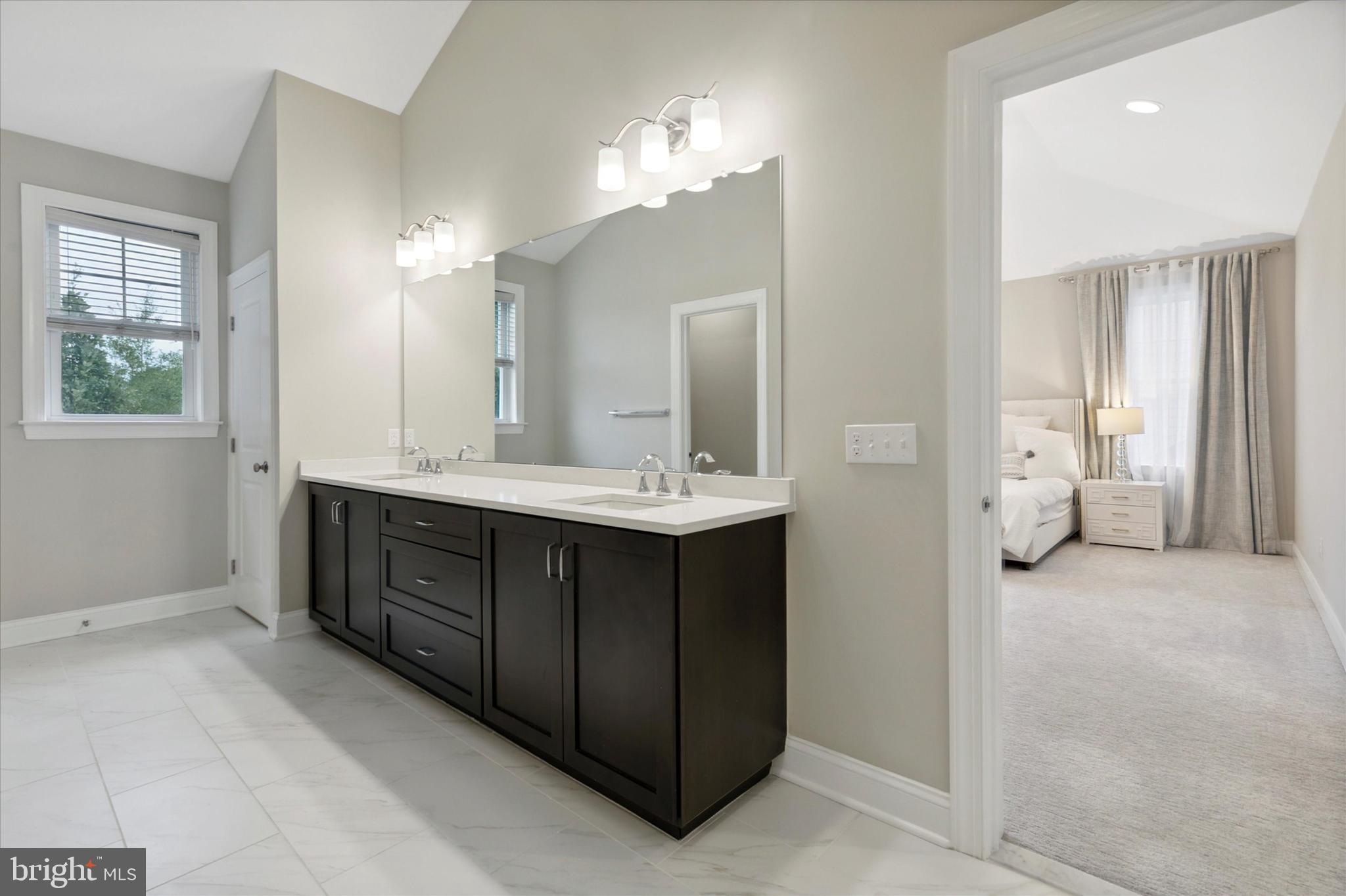 19 White Field Ct
