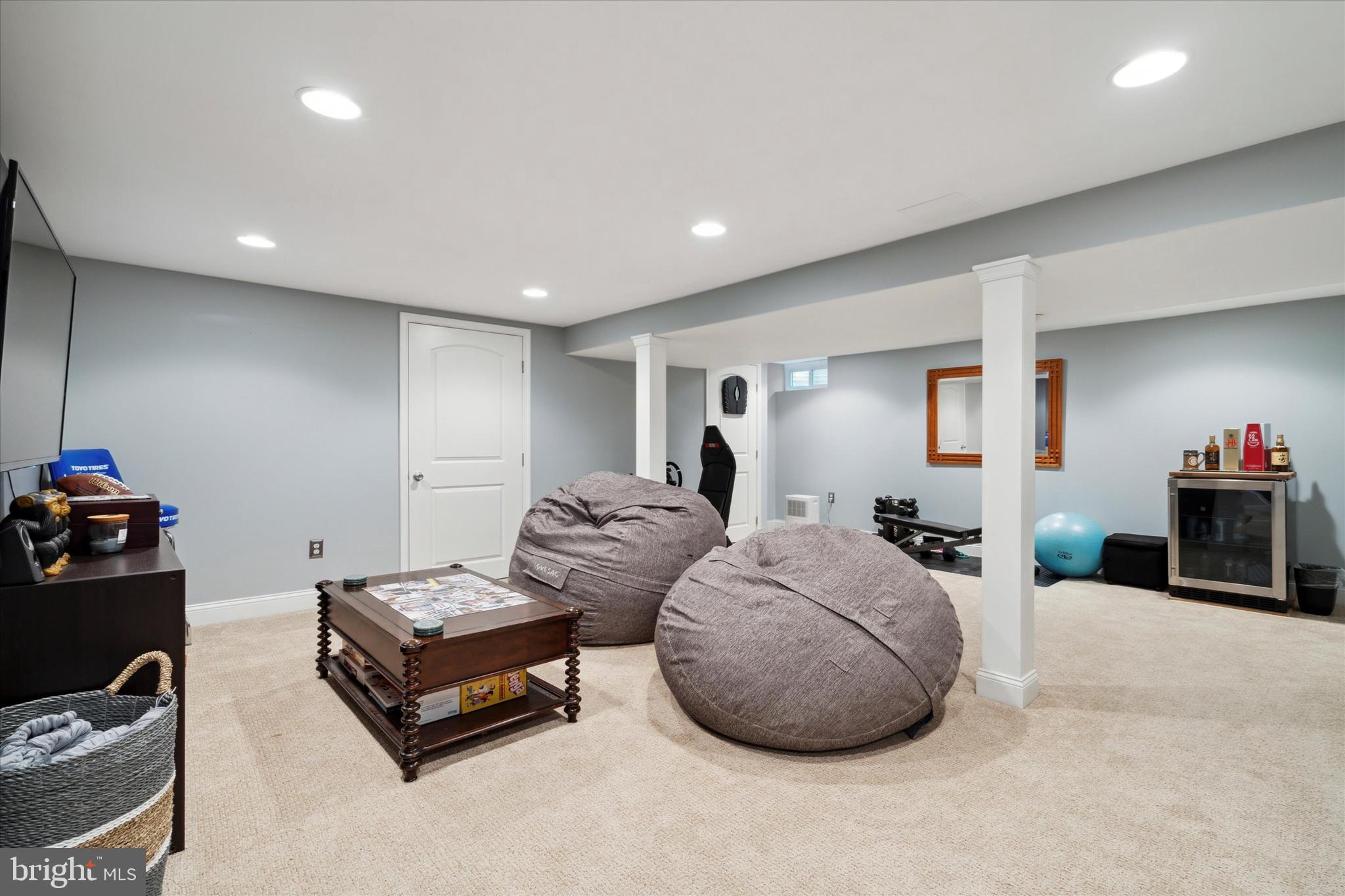 12 Hastings Dr