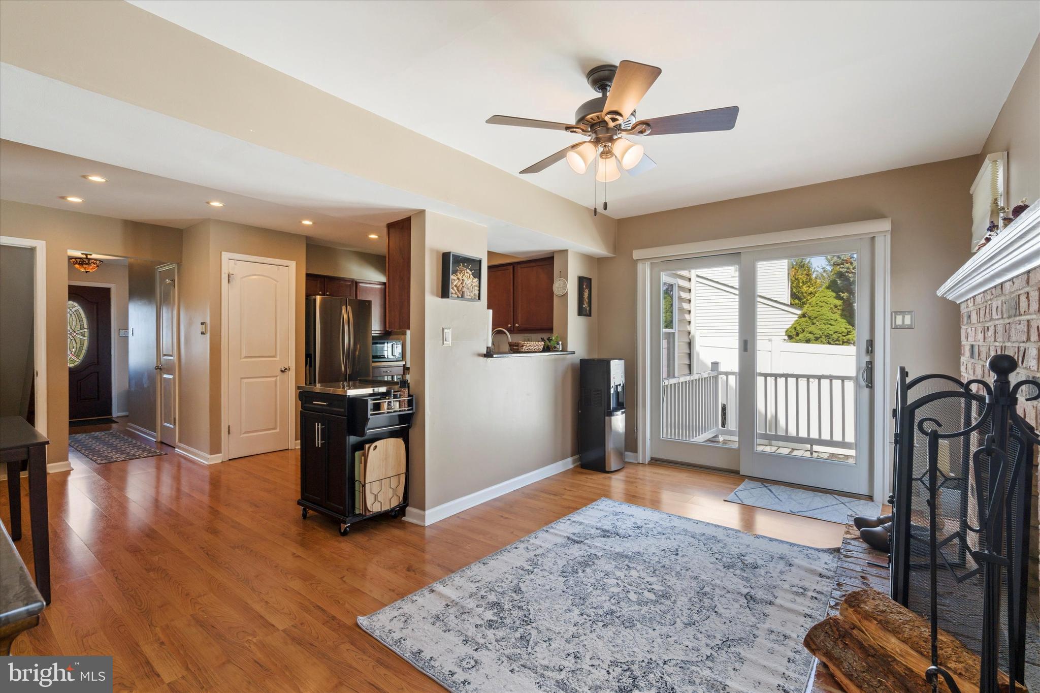 12 Hastings Dr