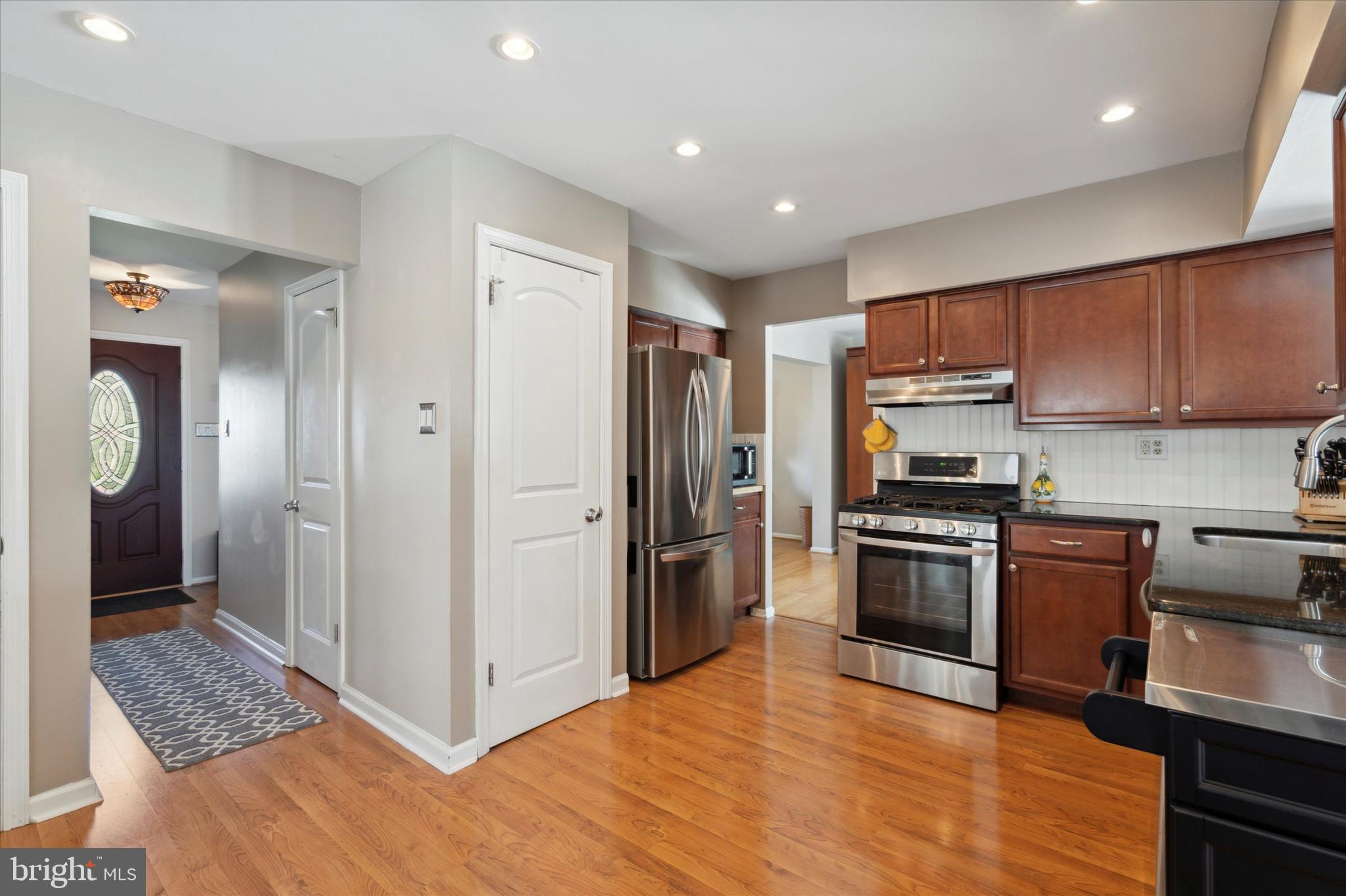 12 Hastings Dr