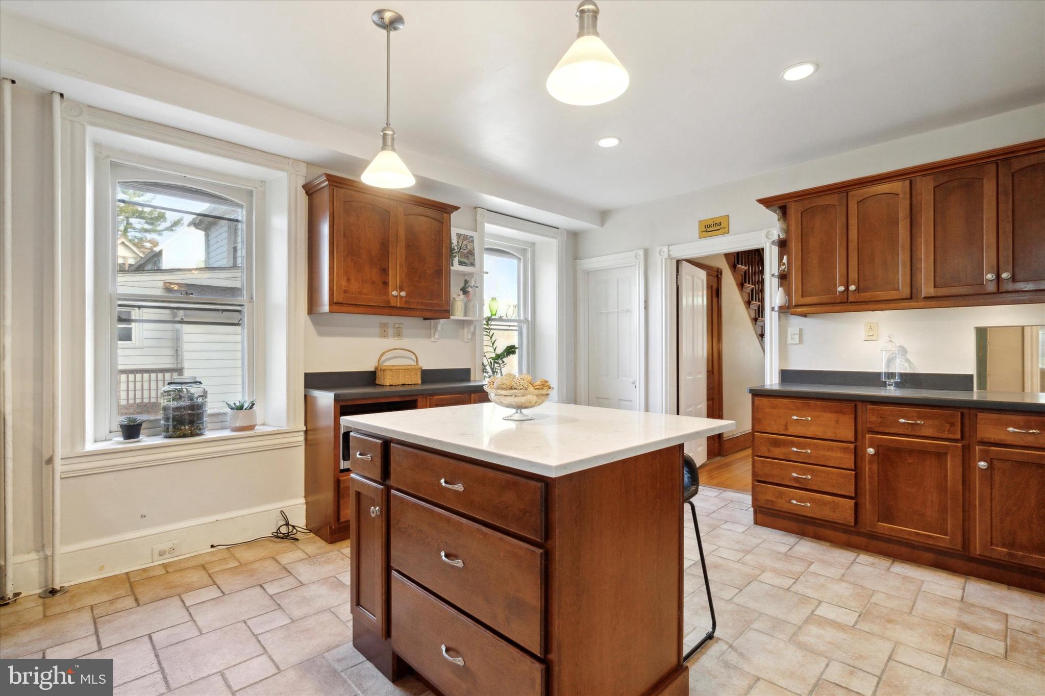 84 S Bethlehem Pike