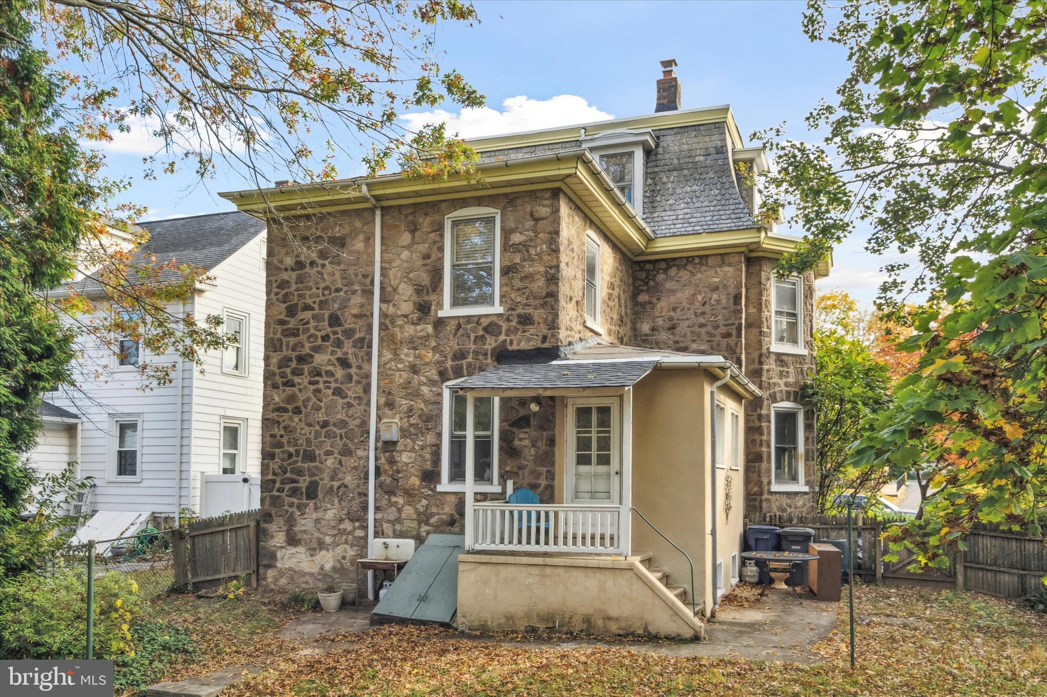 84 S Bethlehem Pike