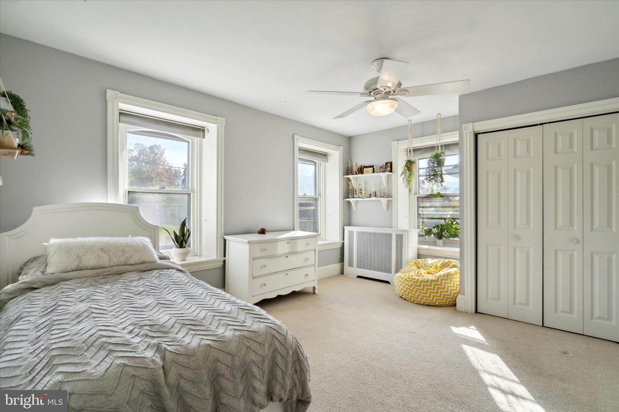 84 S Bethlehem Pike