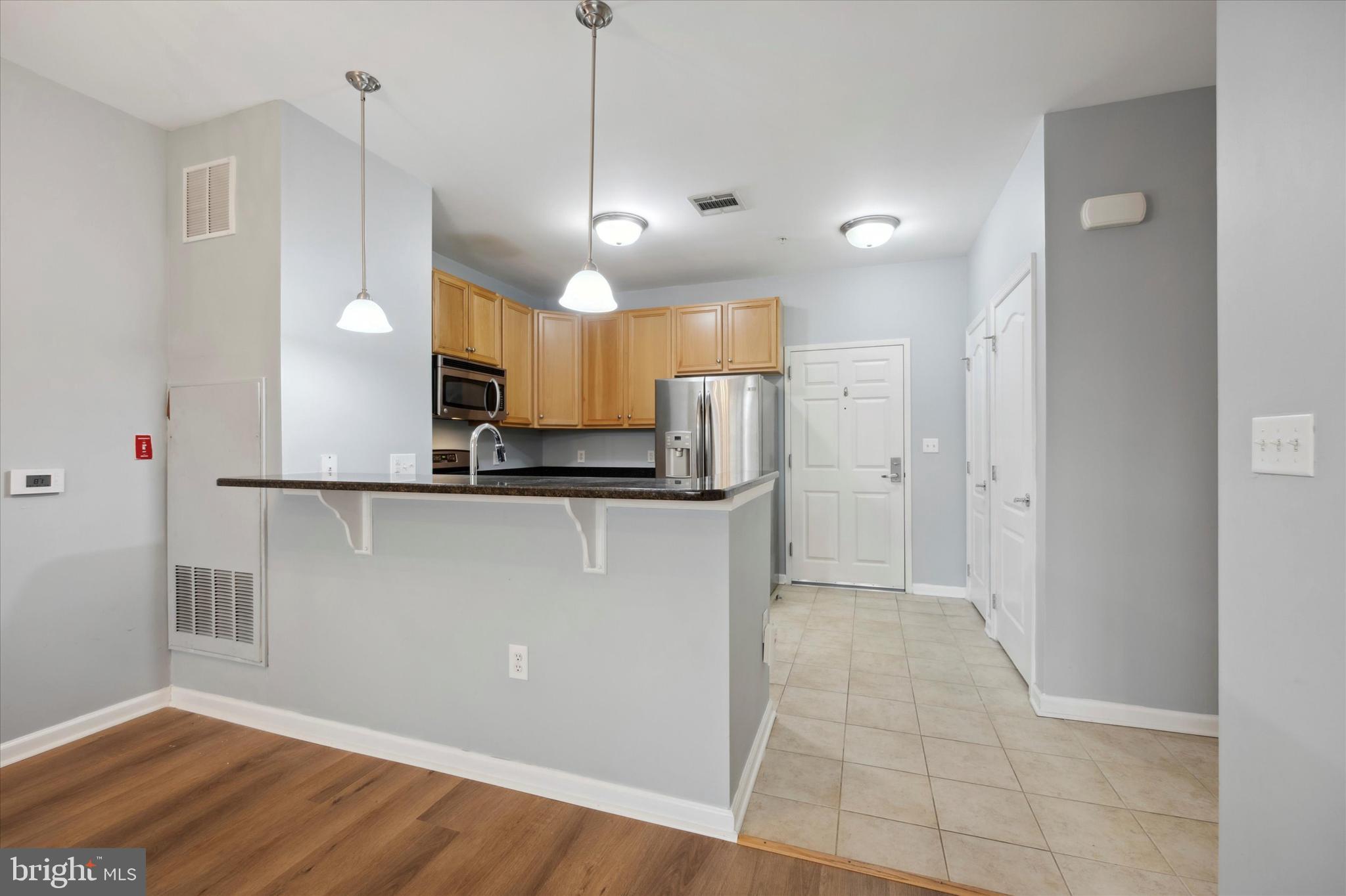 350 W Elm St #3318