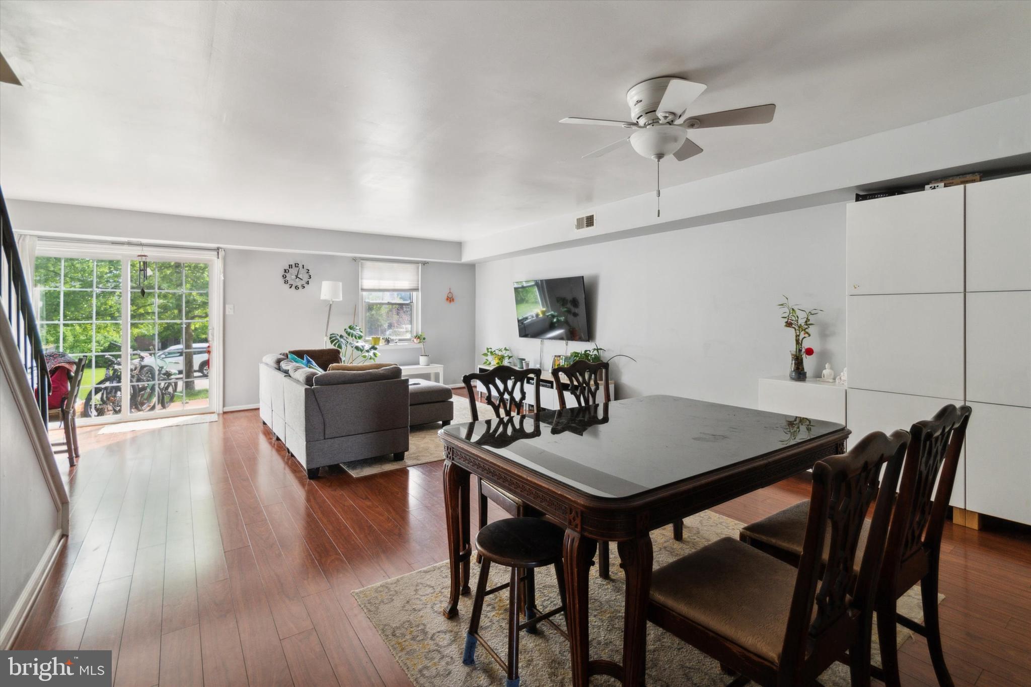 25 Yorktown Ct