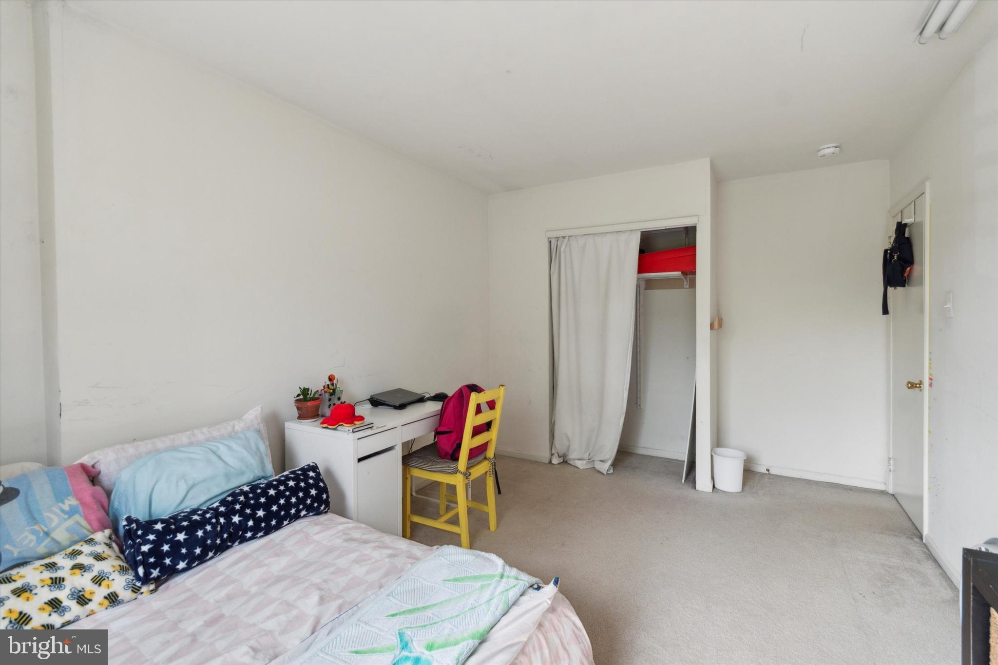 25 Yorktown Ct