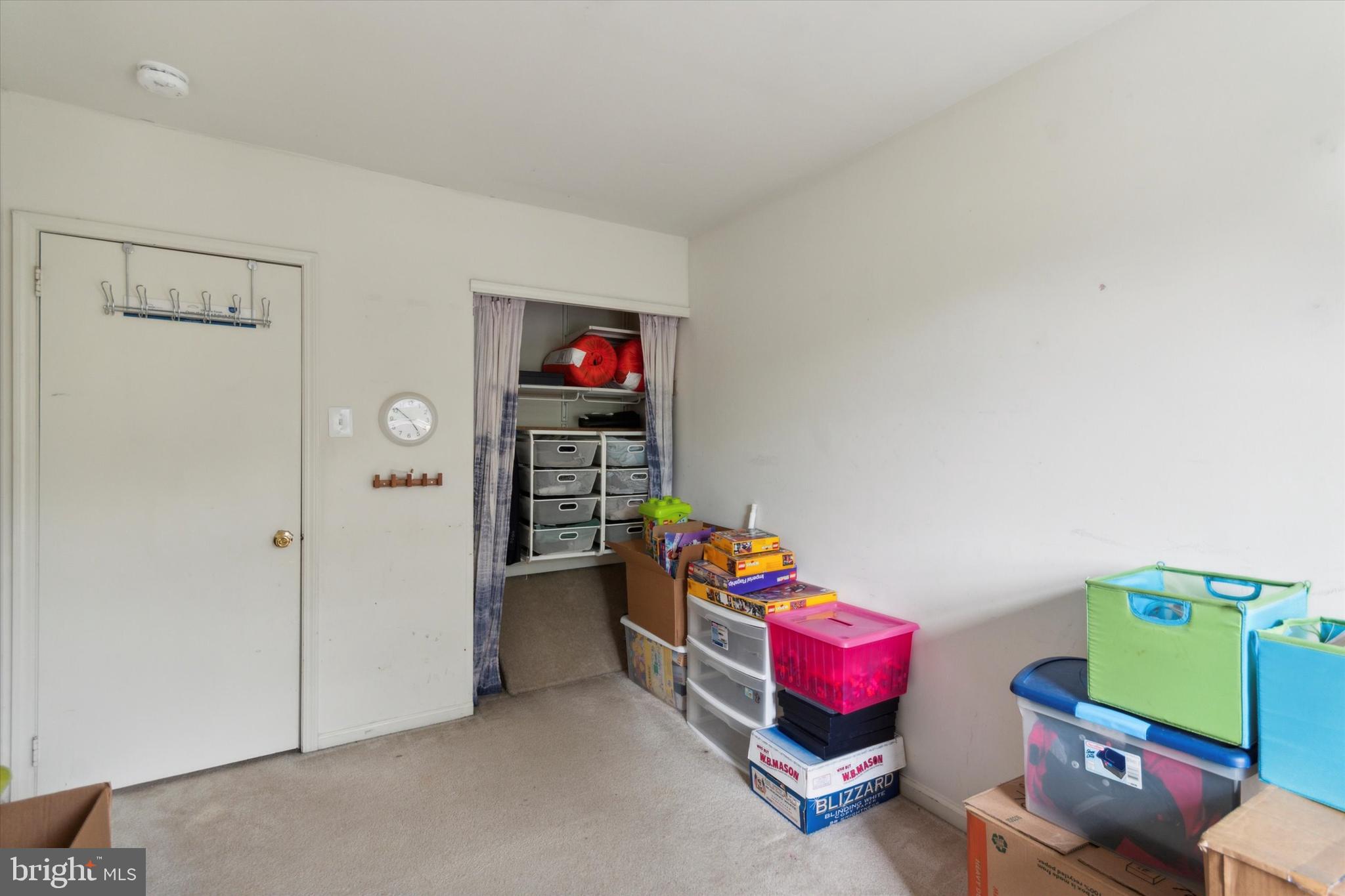 25 Yorktown Ct