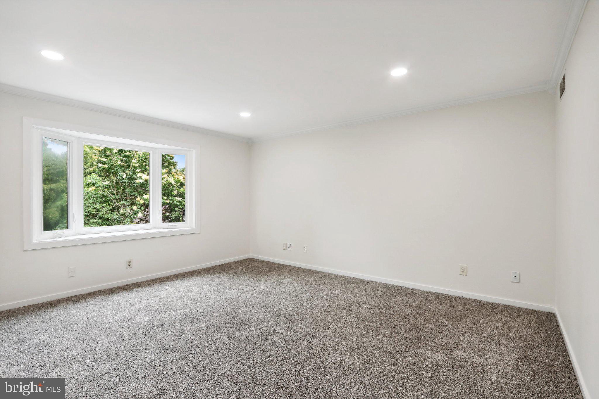 570 Penllyn Blue Bell Pike