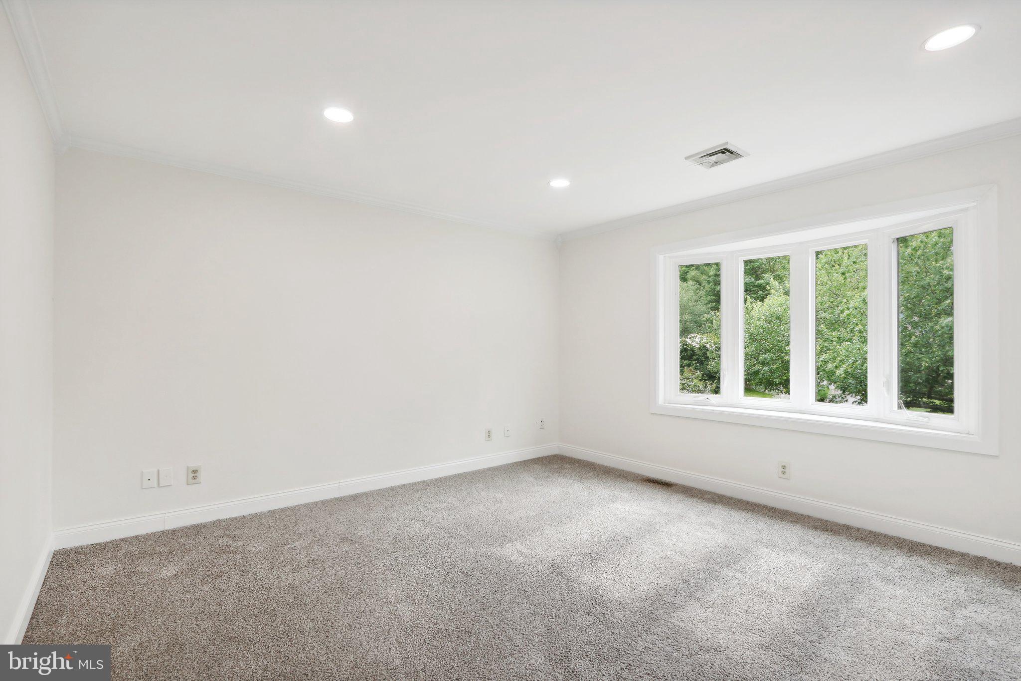 570 Penllyn Blue Bell Pike