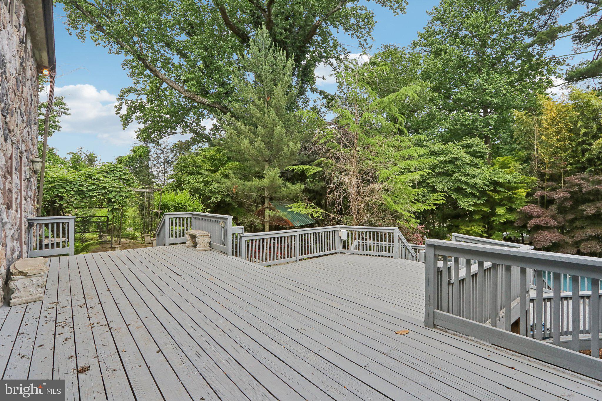 570 Penllyn Blue Bell Pike