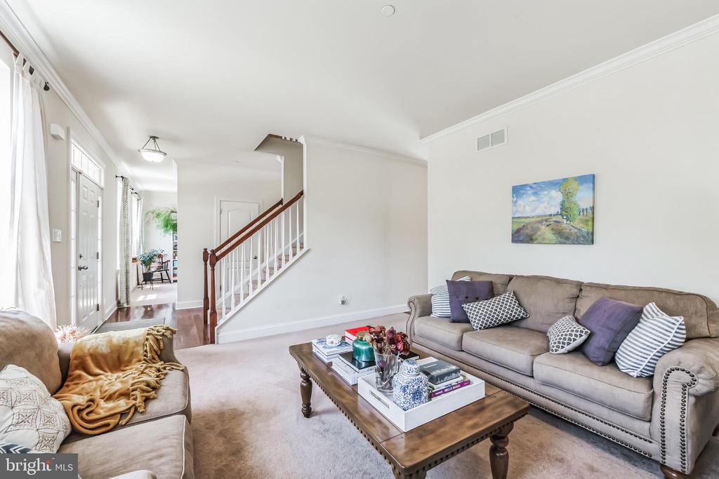 424 Stuart Ln