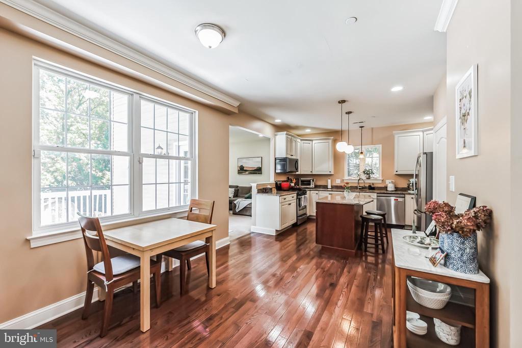 424 Stuart Ln