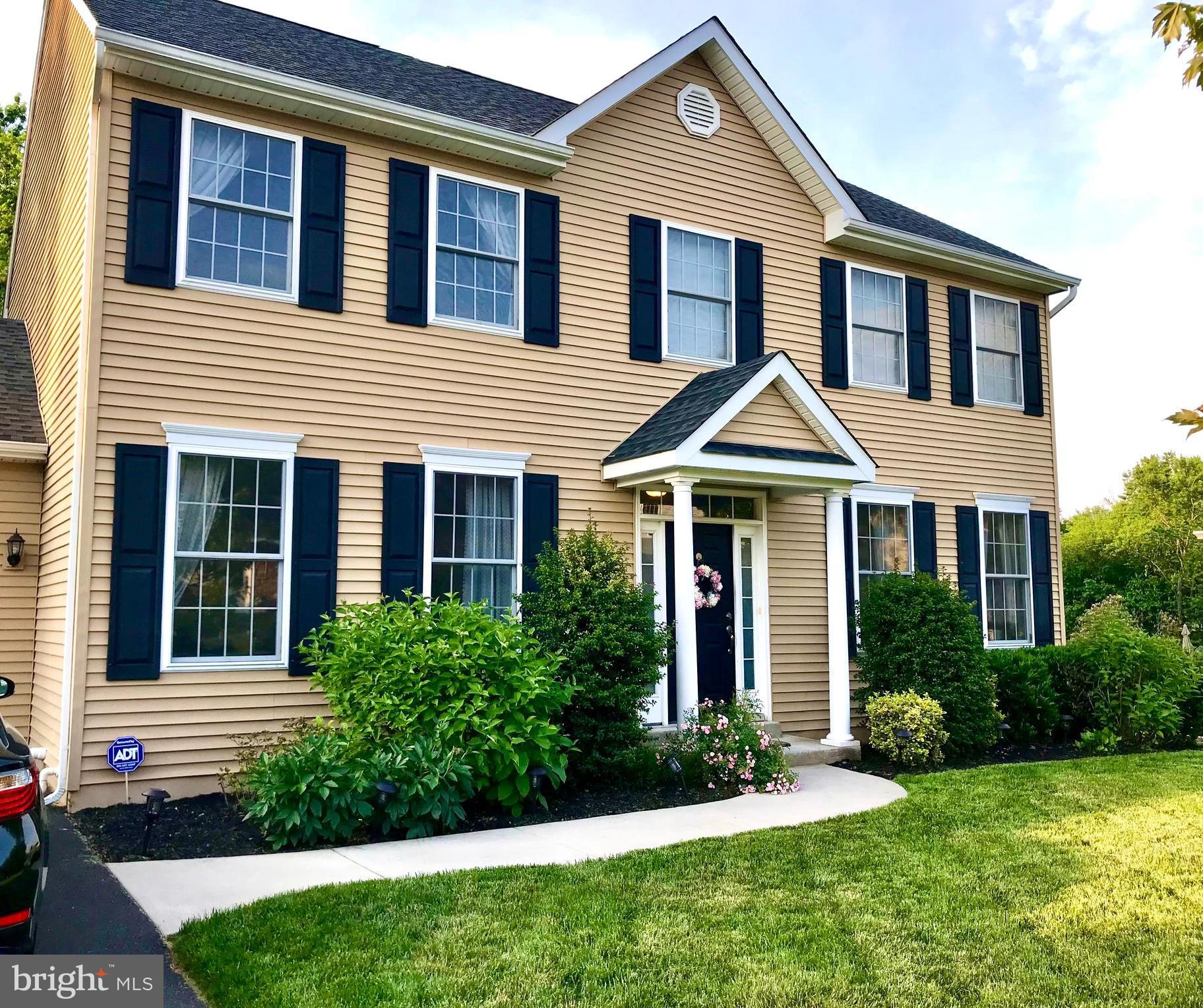 424 Stuart Ln