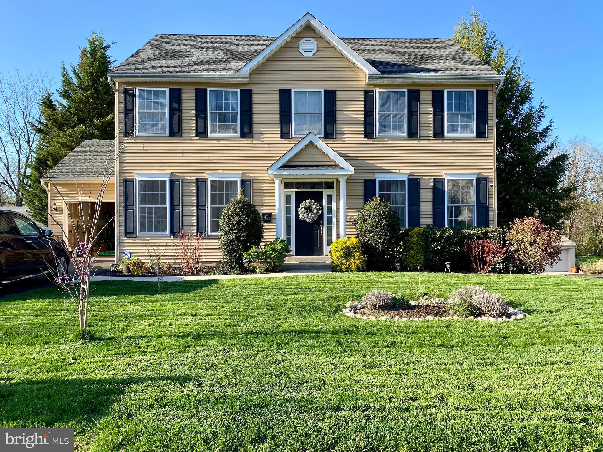 424 Stuart Ln