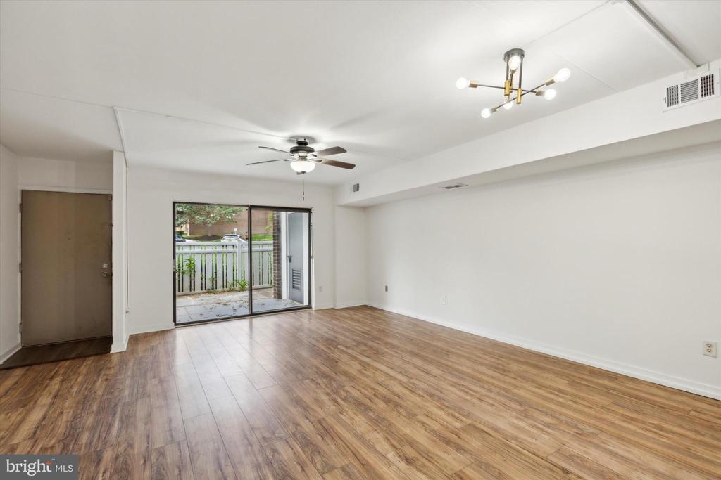 112 STONY WAY