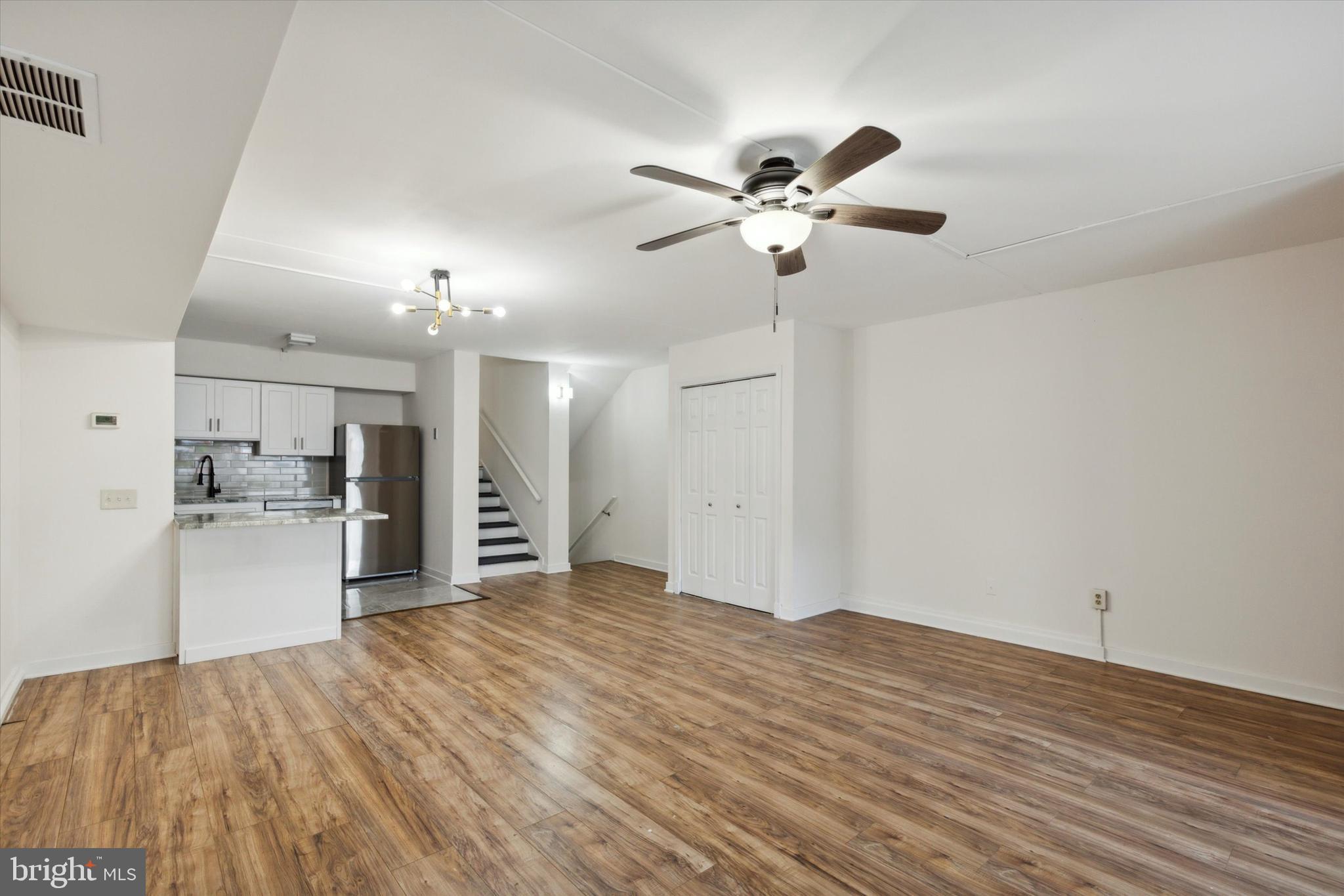 112 STONY WAY