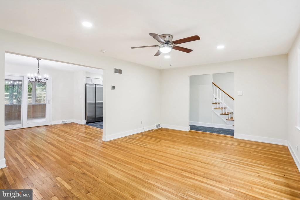 8326 Elliston
