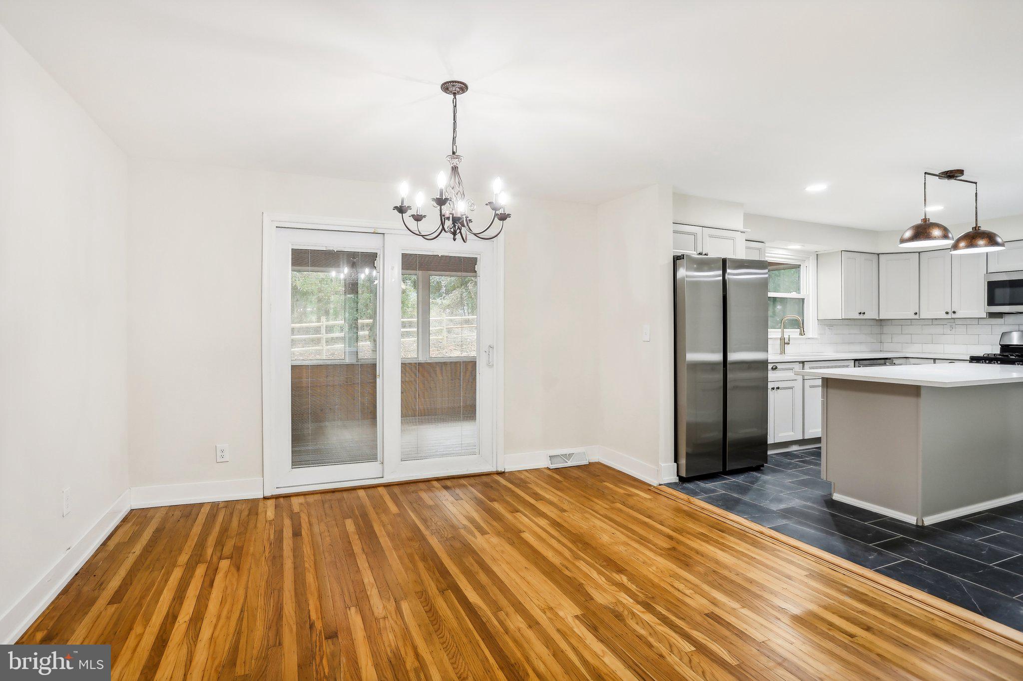 8326 Elliston