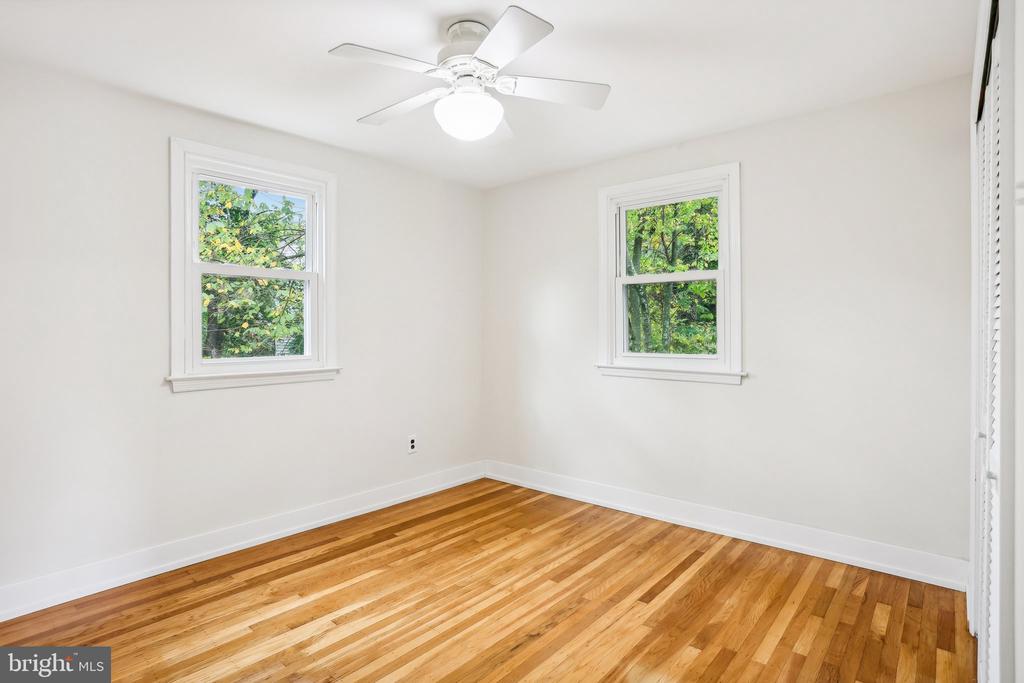 8326 Elliston