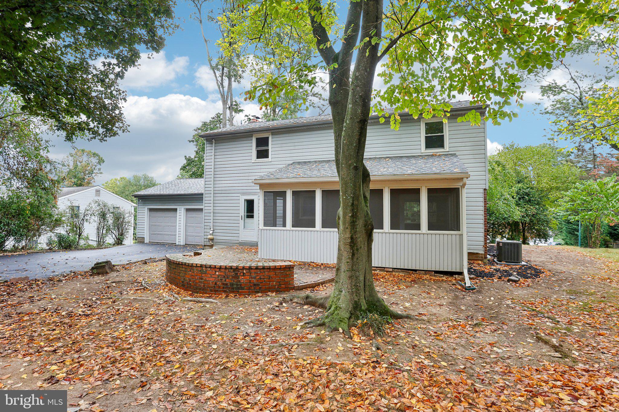 8326 Elliston