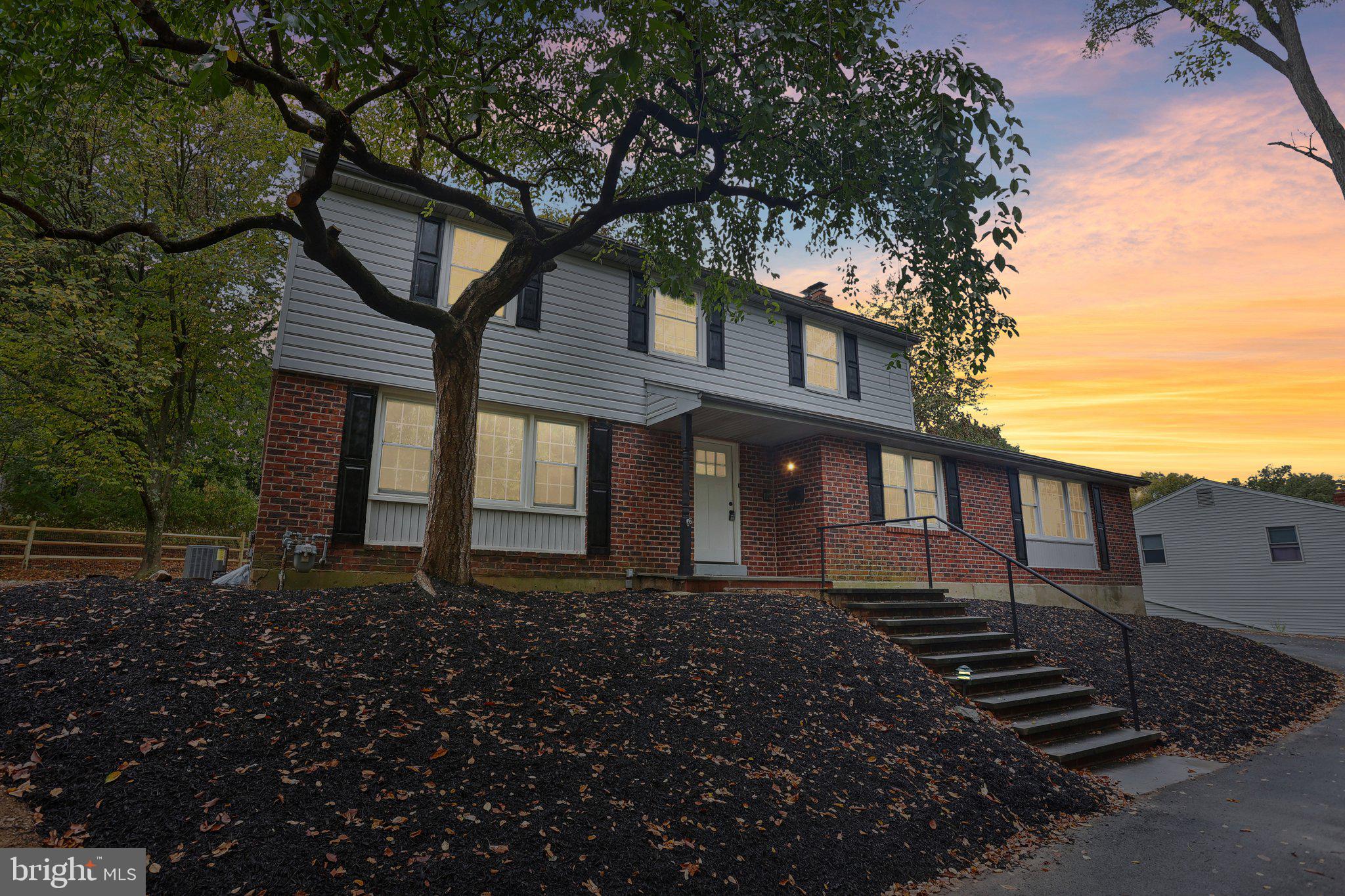 8326 Elliston