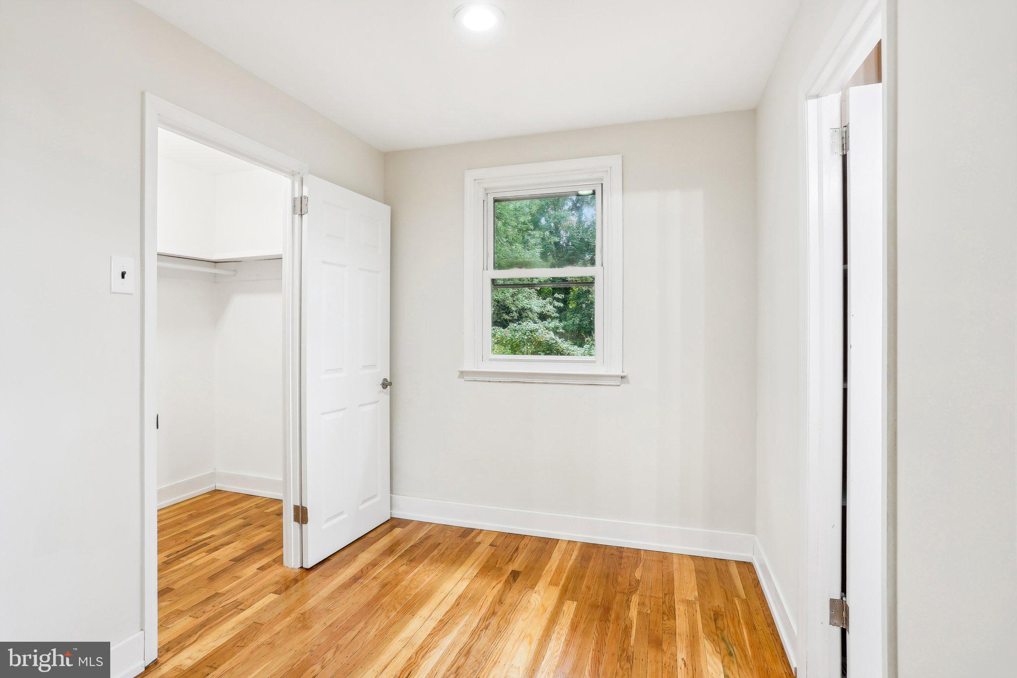8326 Elliston
