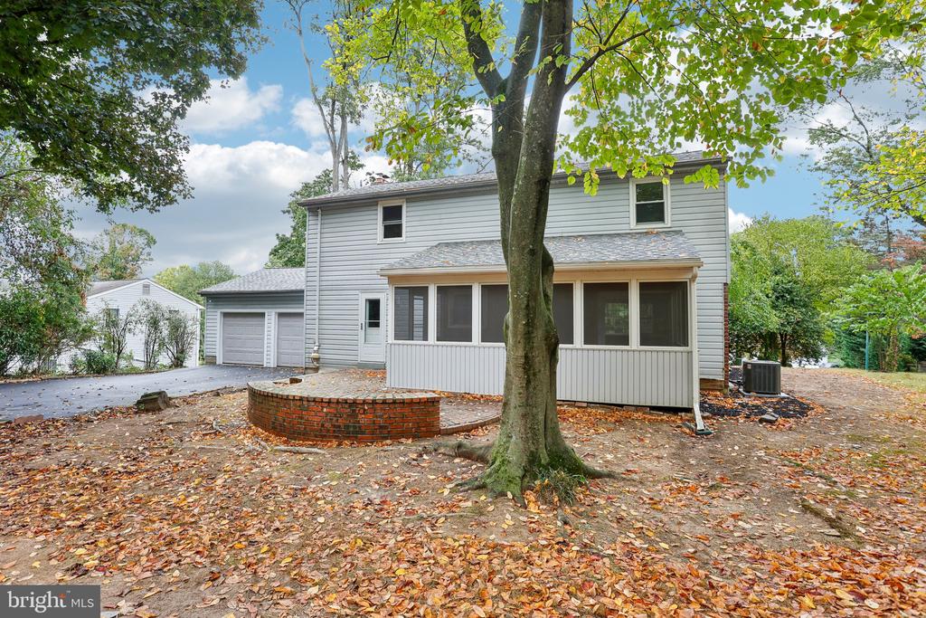 8326 Elliston