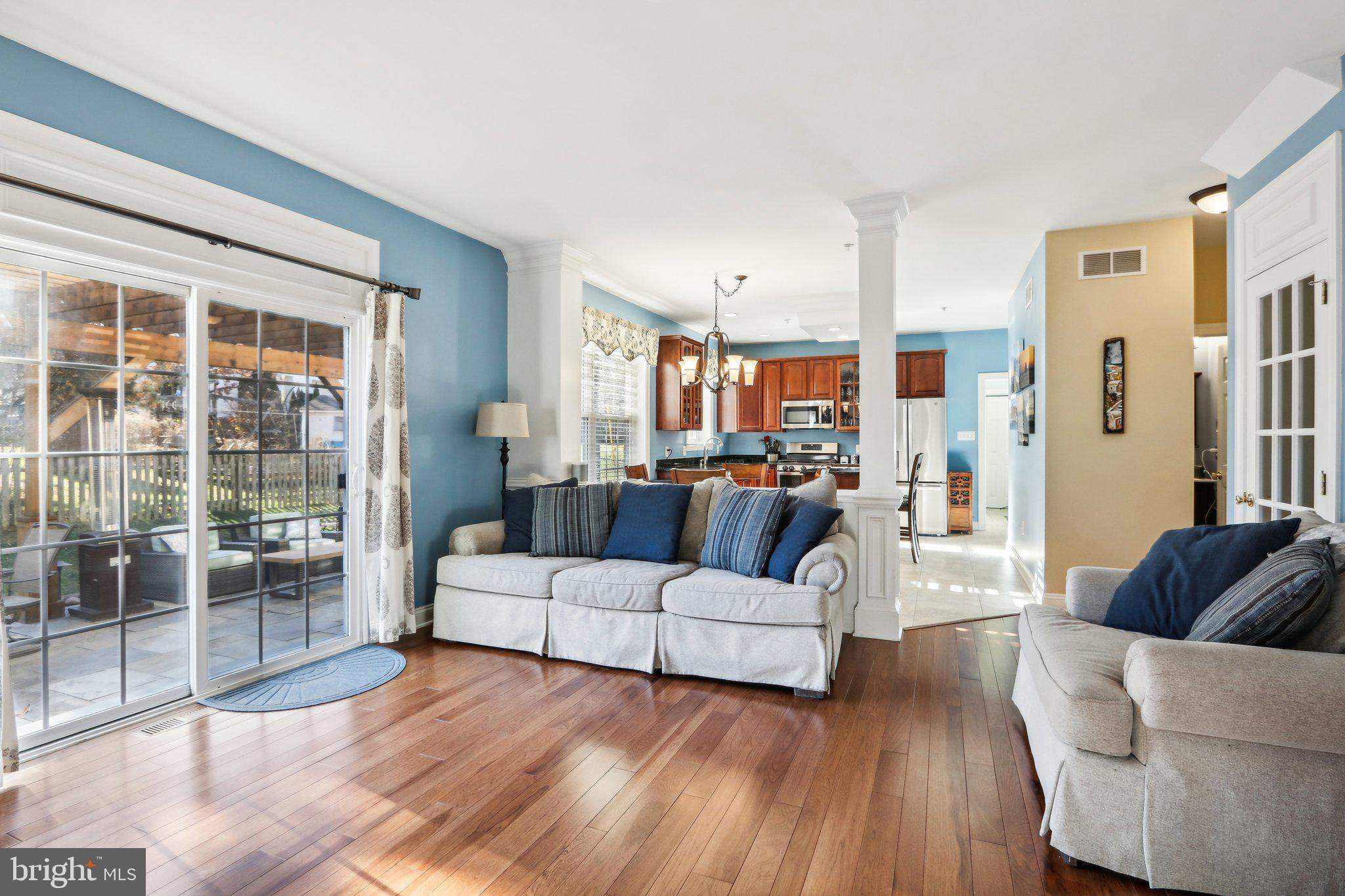 425 Stuart Ln