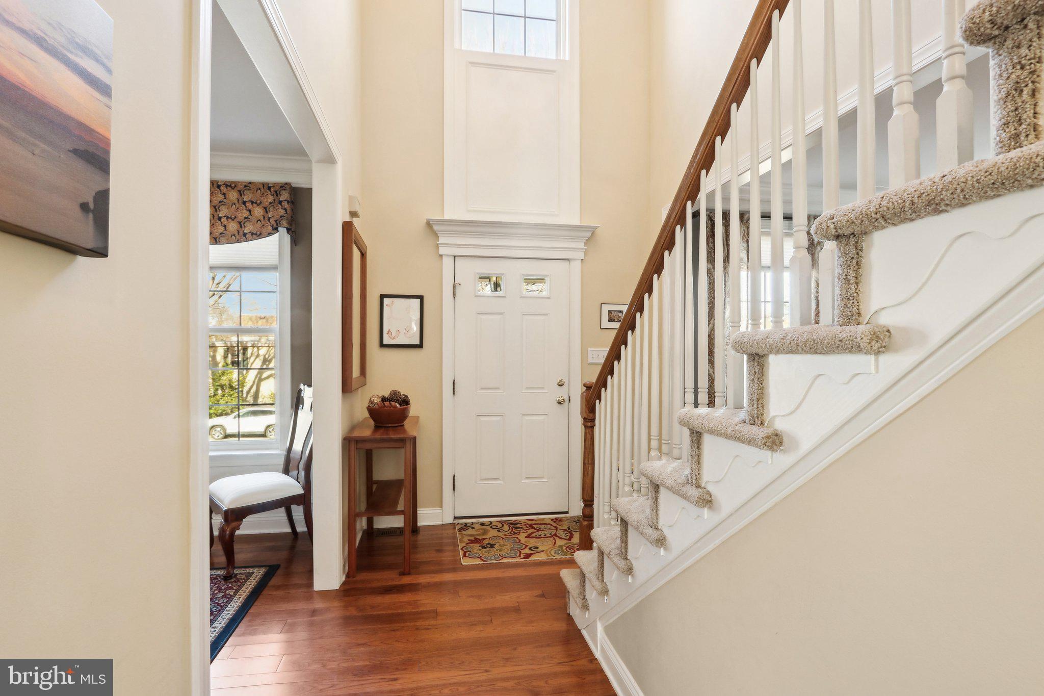 425 Stuart Ln