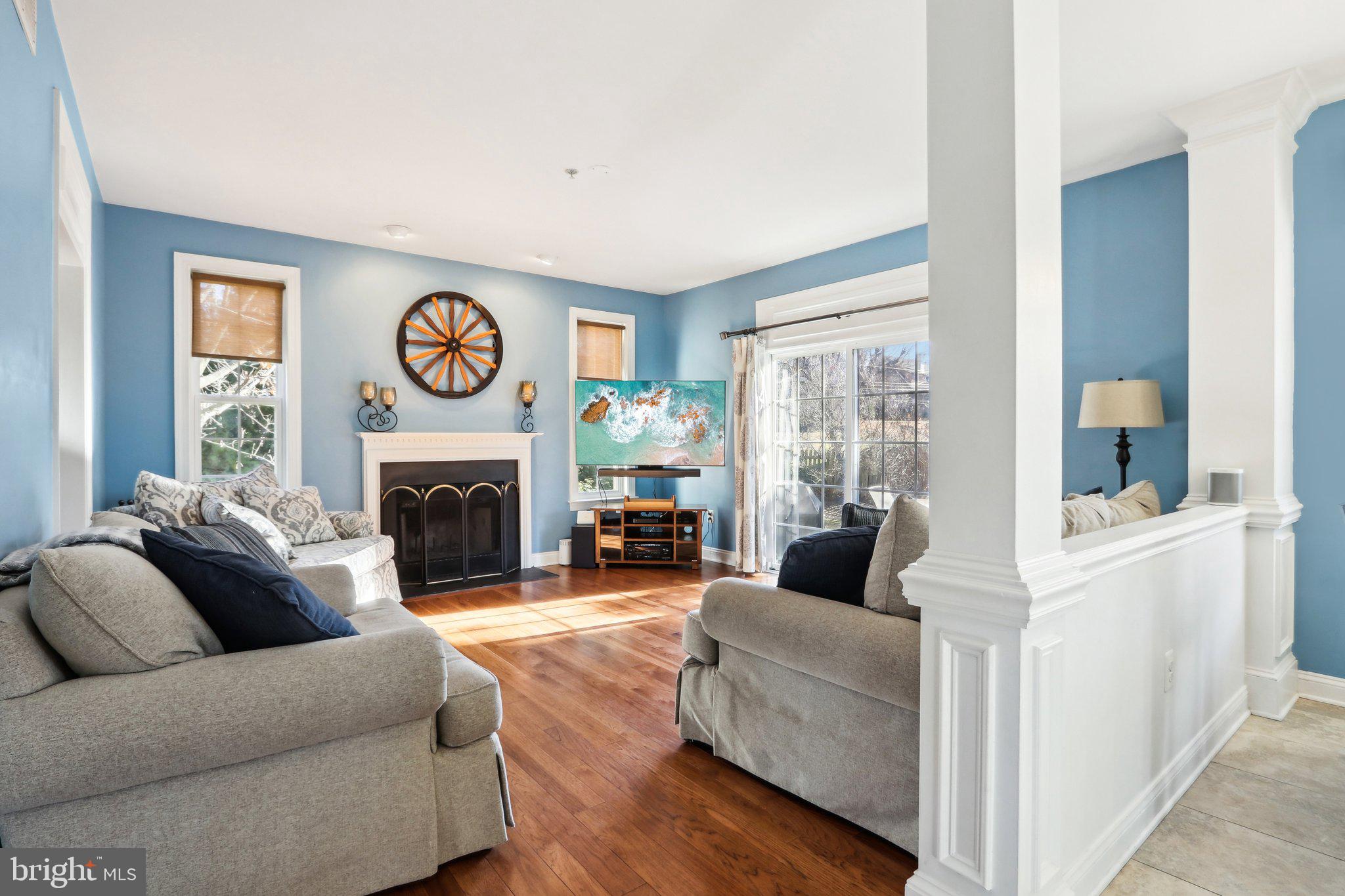 425 Stuart Ln