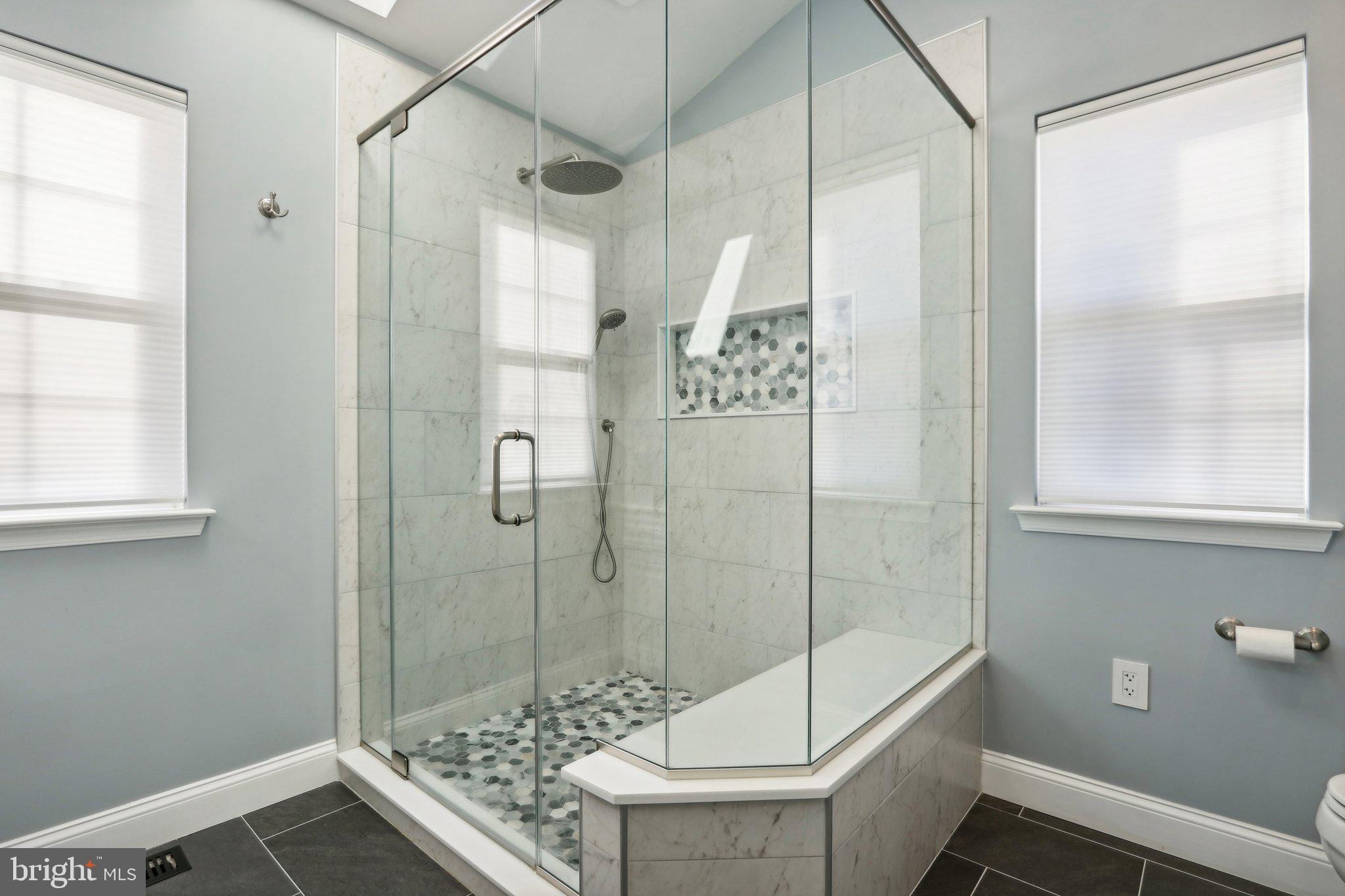 425 Stuart Ln