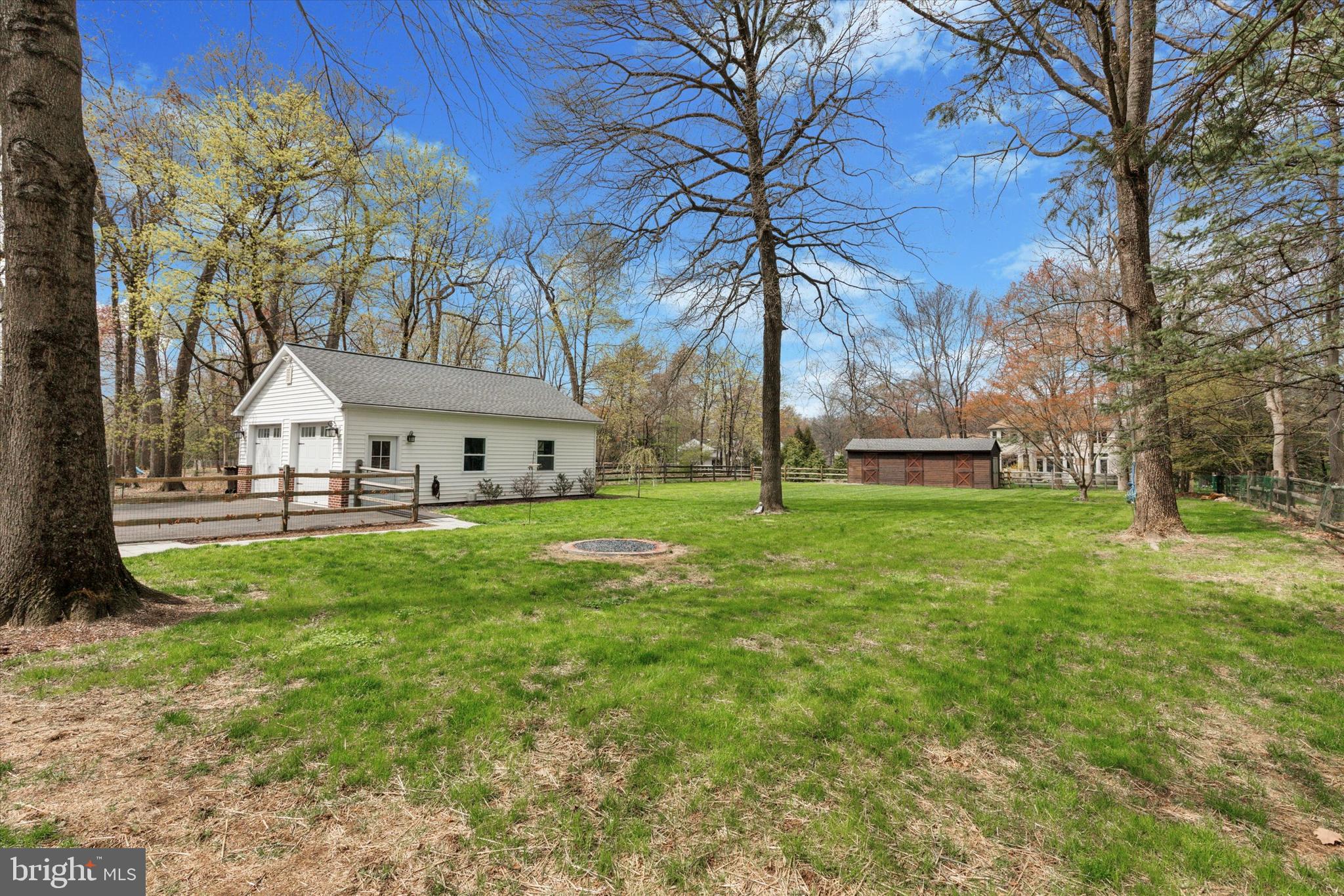 714 MCKEAN RD