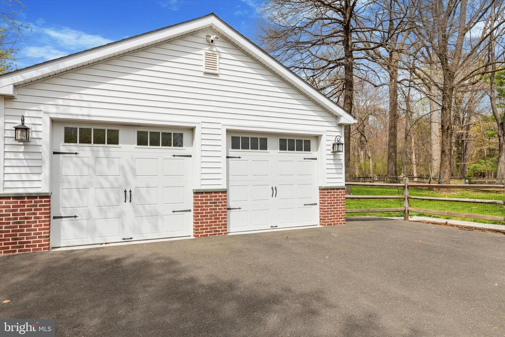 714 MCKEAN RD