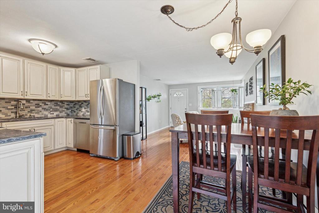 714 MCKEAN RD