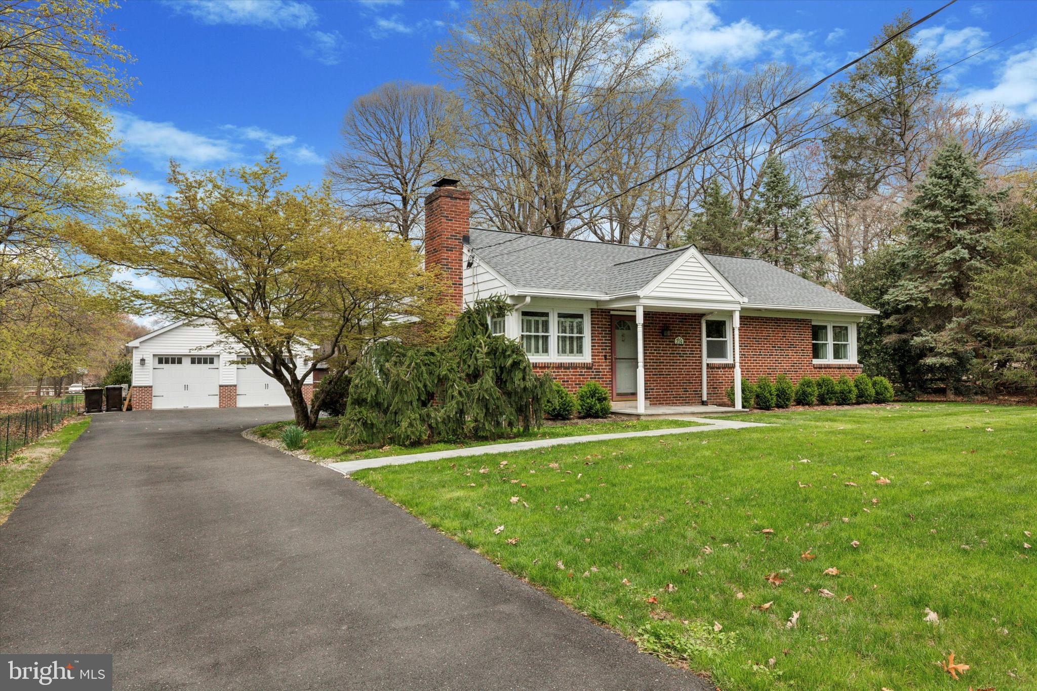 714 MCKEAN RD
