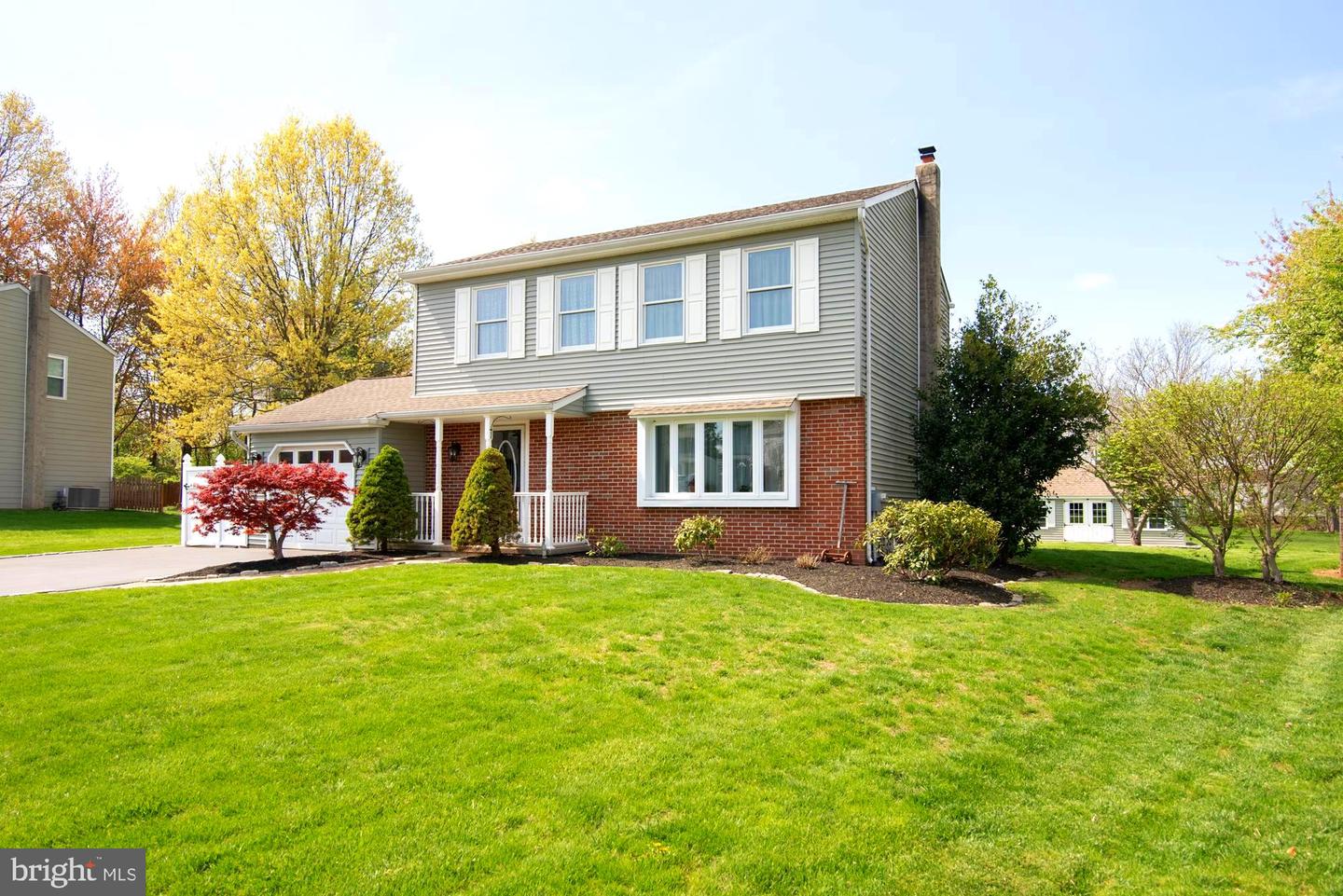 146 Station Dr