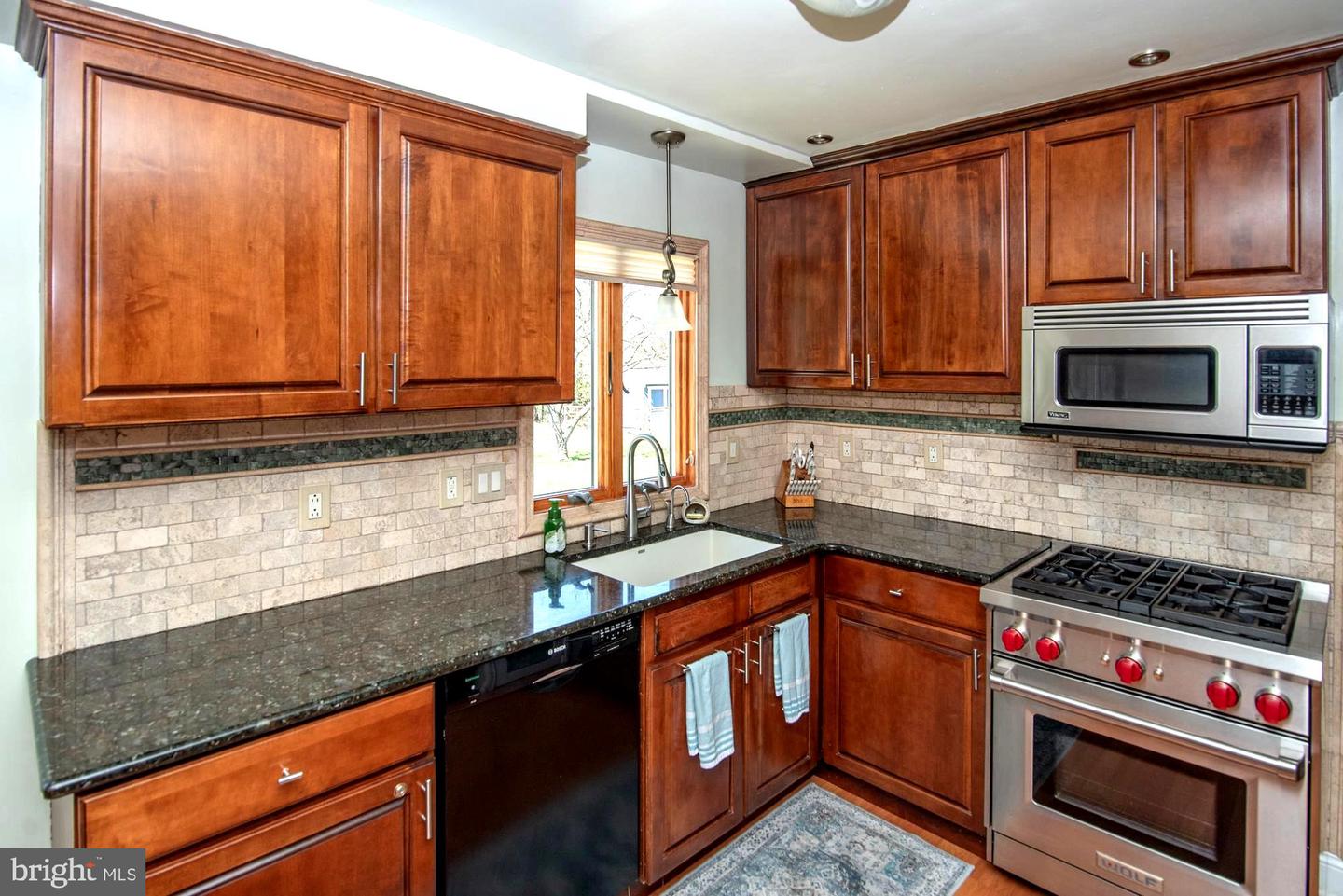 146 Station Dr