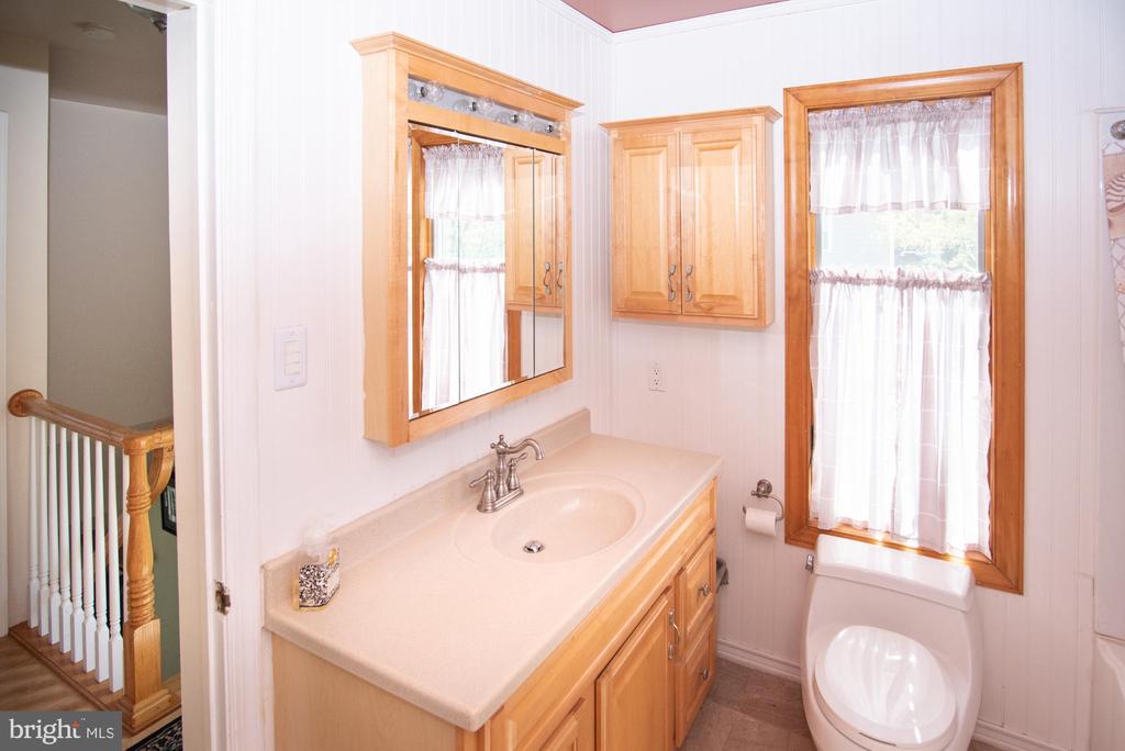 146 Station Dr