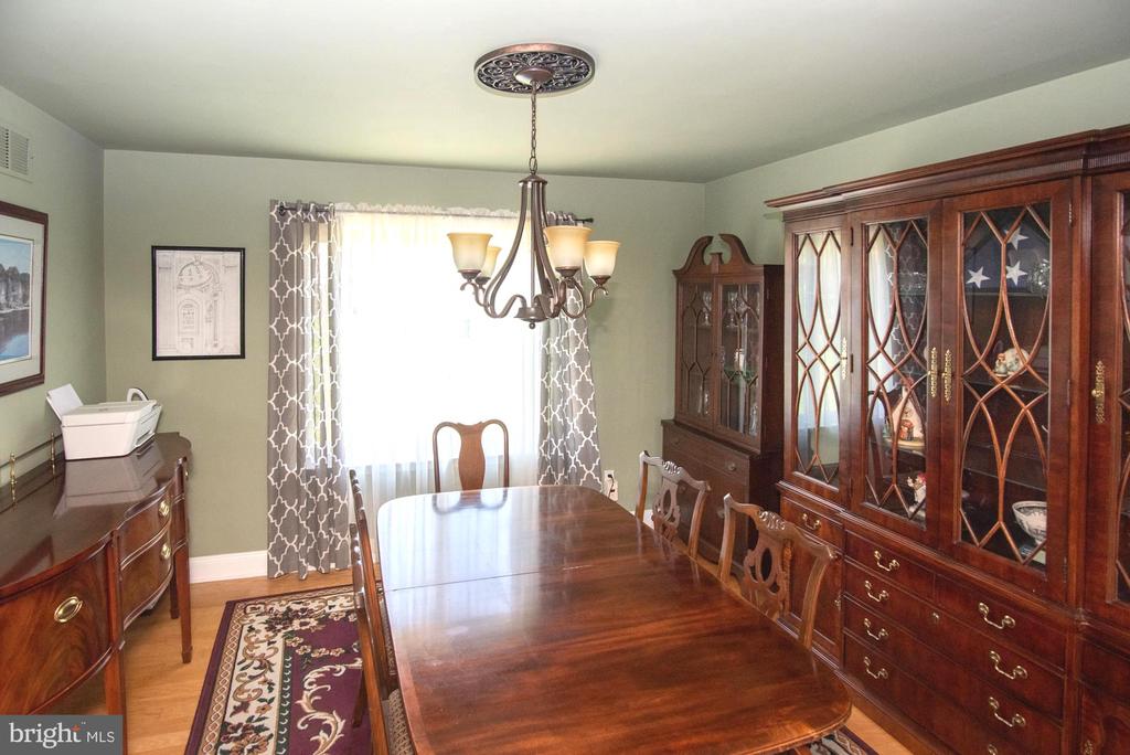 146 Station Dr