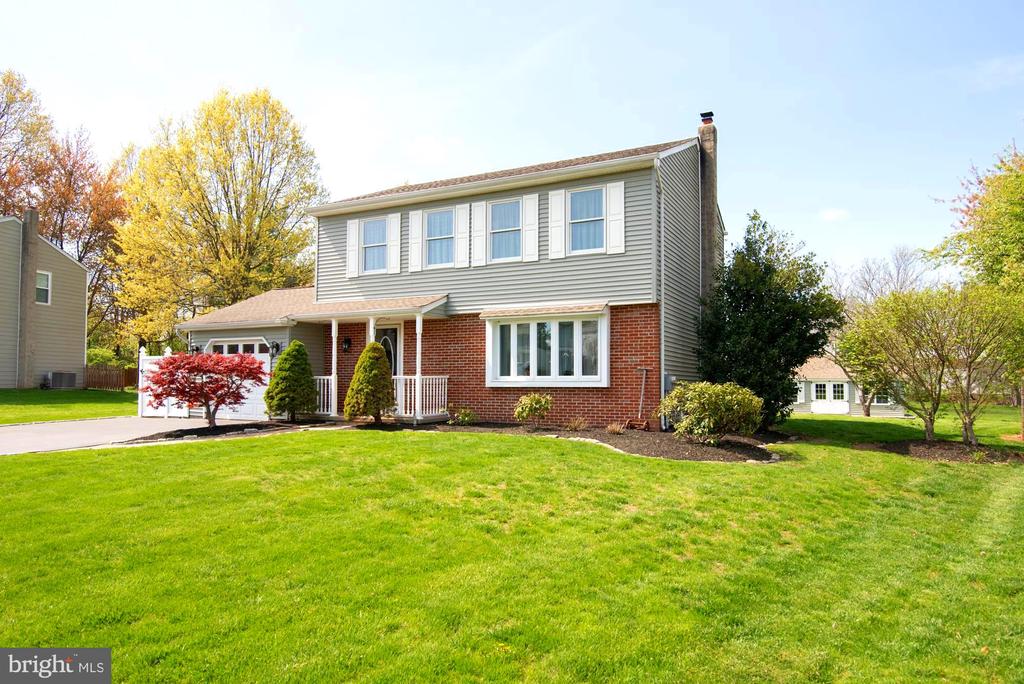 146 Station Dr