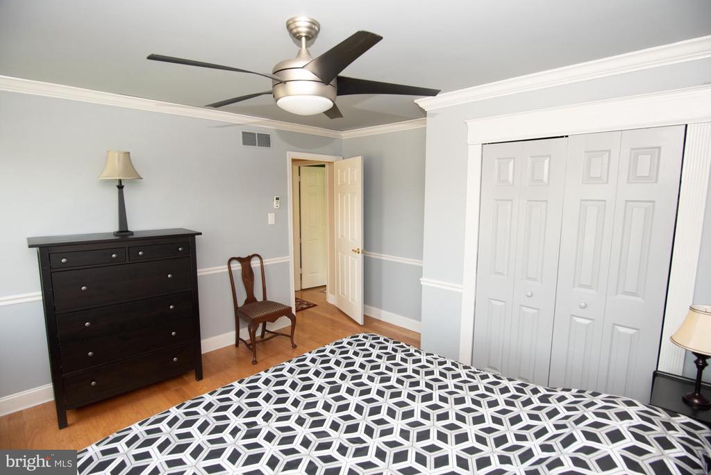 146 Station Dr