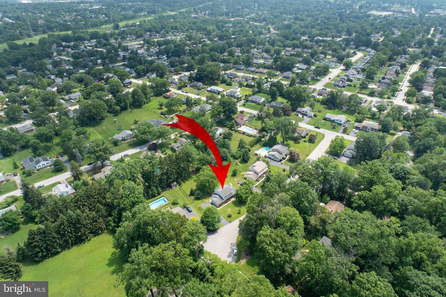 3006 Oakwood Dr