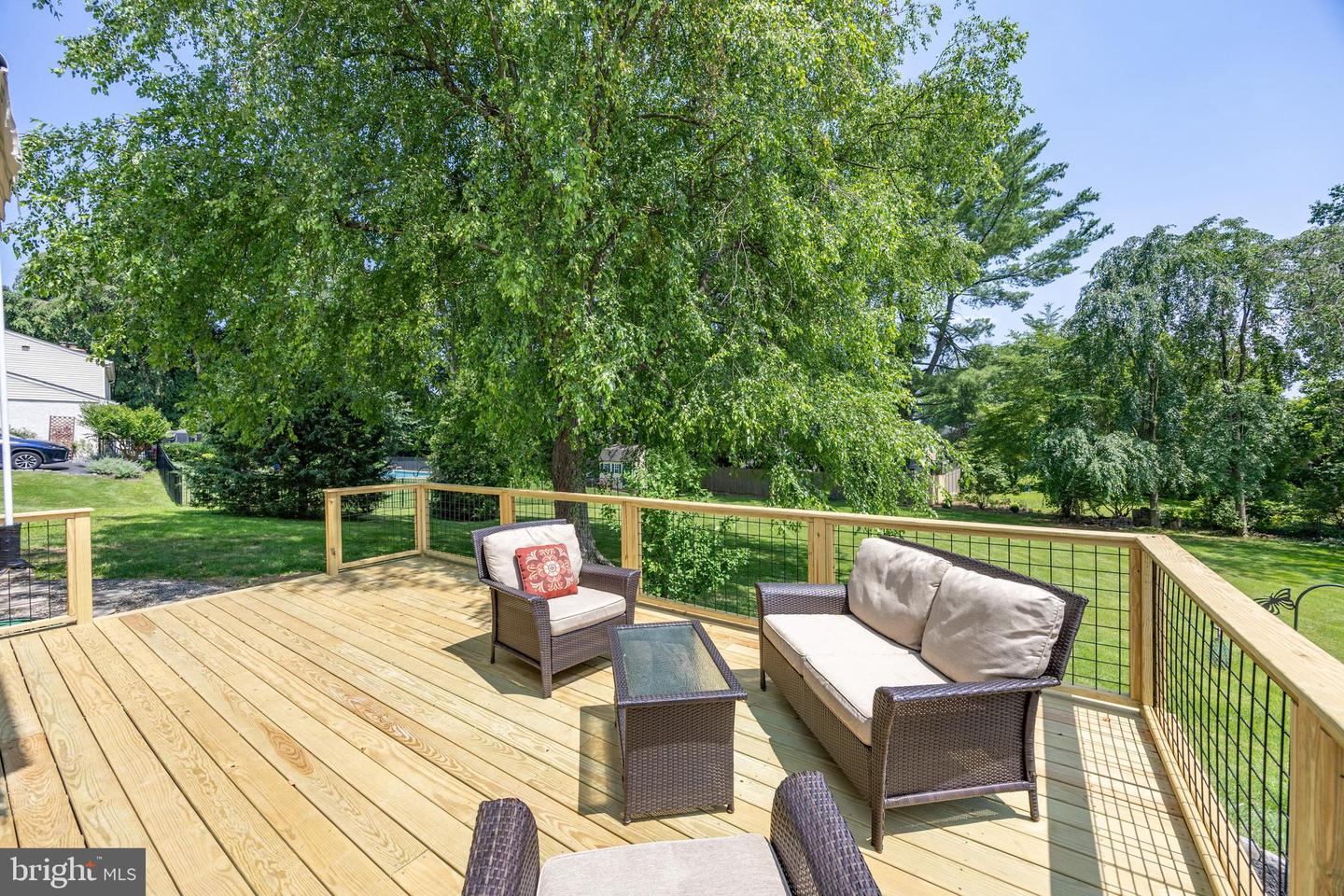 3006 Oakwood Dr