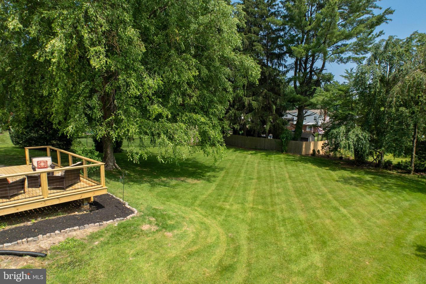 3006 Oakwood Dr