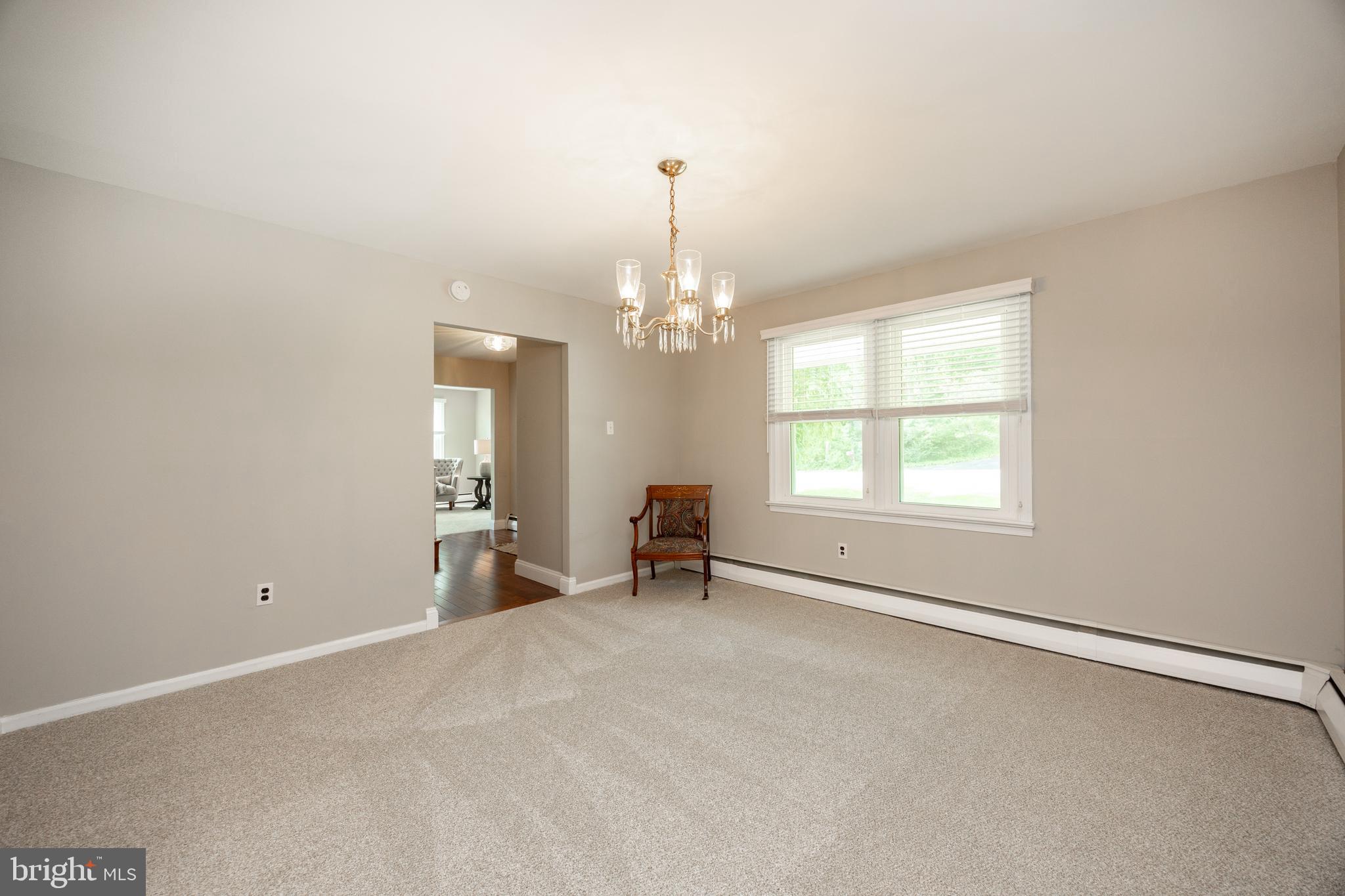 3006 Oakwood Dr