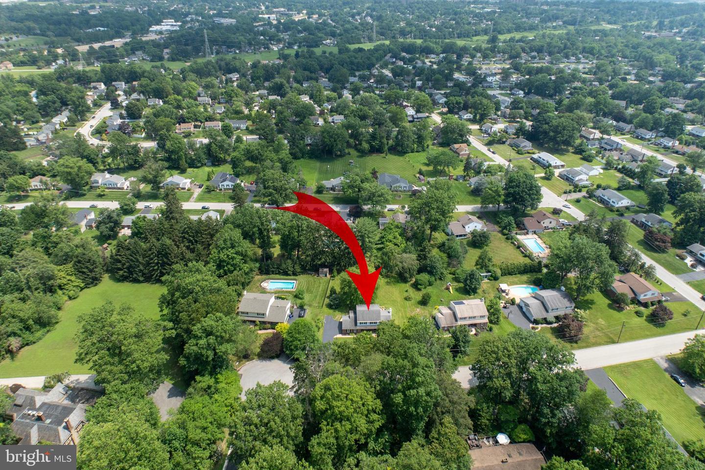 3006 Oakwood Dr