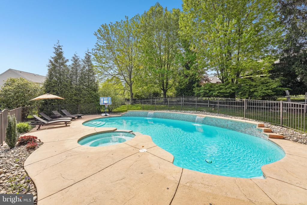 479 Herald Dr